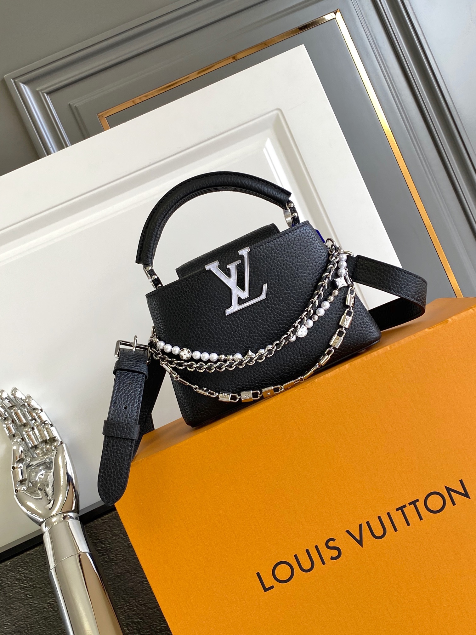 动态芯片
M11908黑