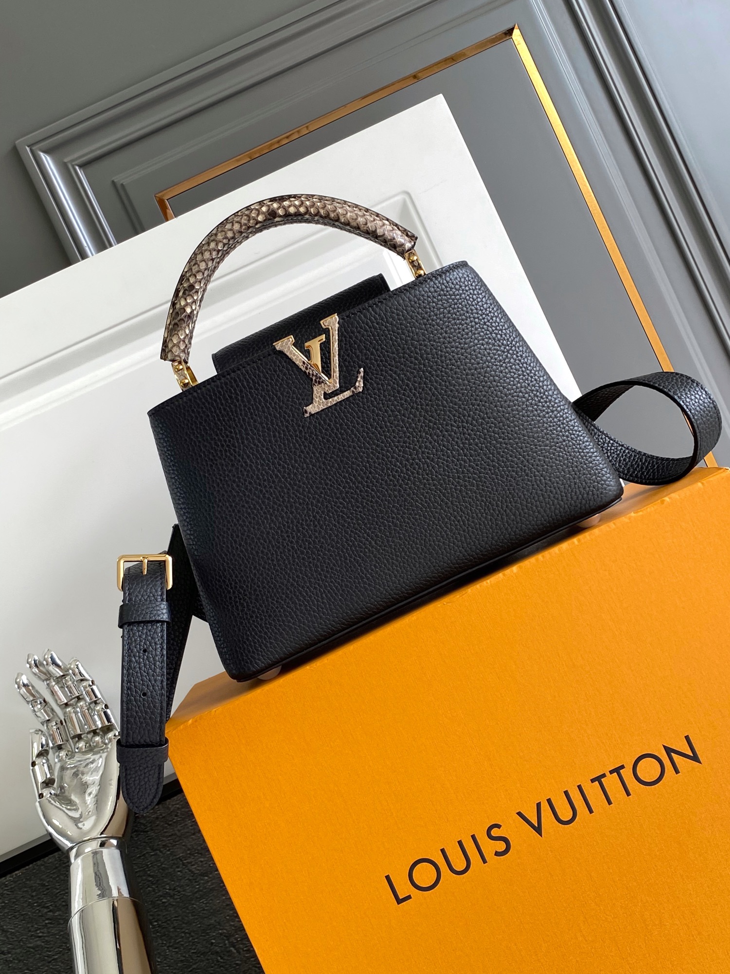 动态芯片
M85514黑