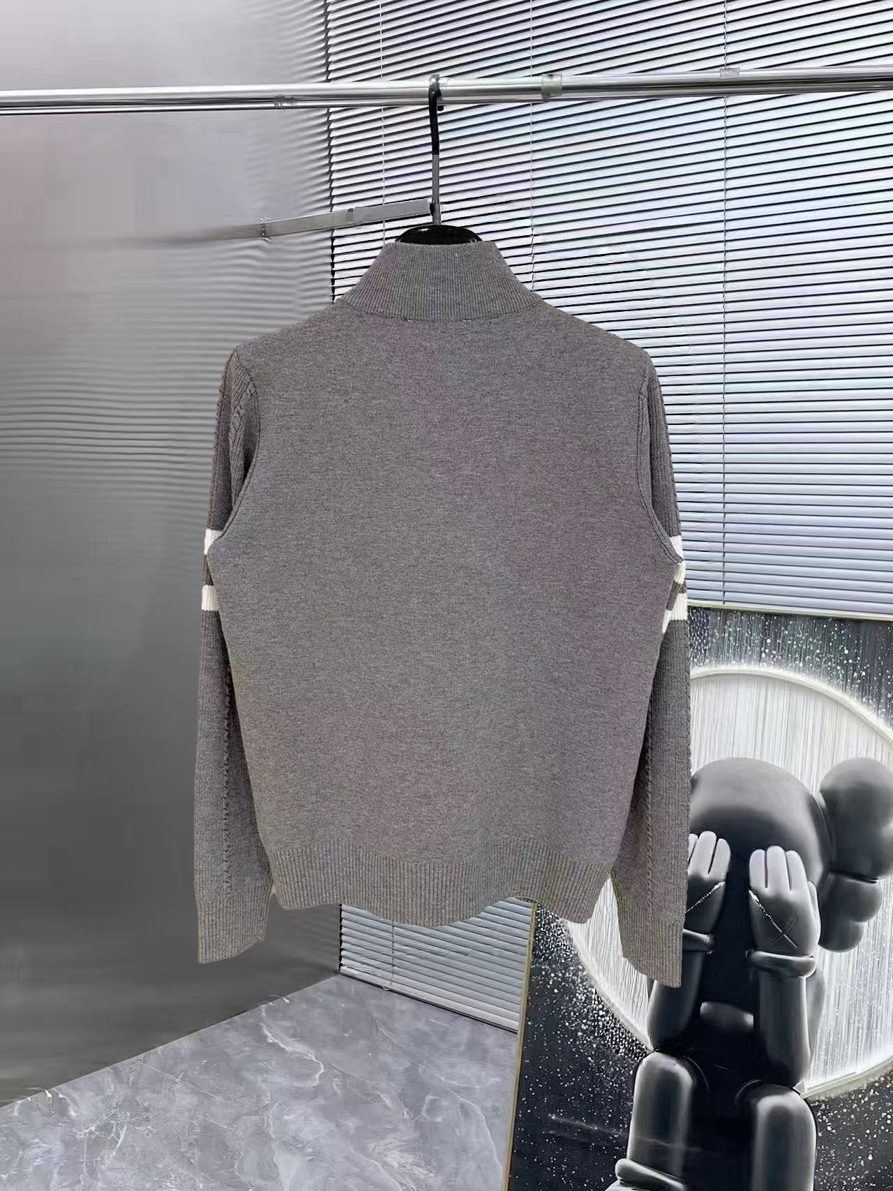 🌾 普拉达 2025秋冬新款 顶级版本 最新款针织羊毛衫独家发售！原版复刻，独家设计，超强工艺！极其奢华