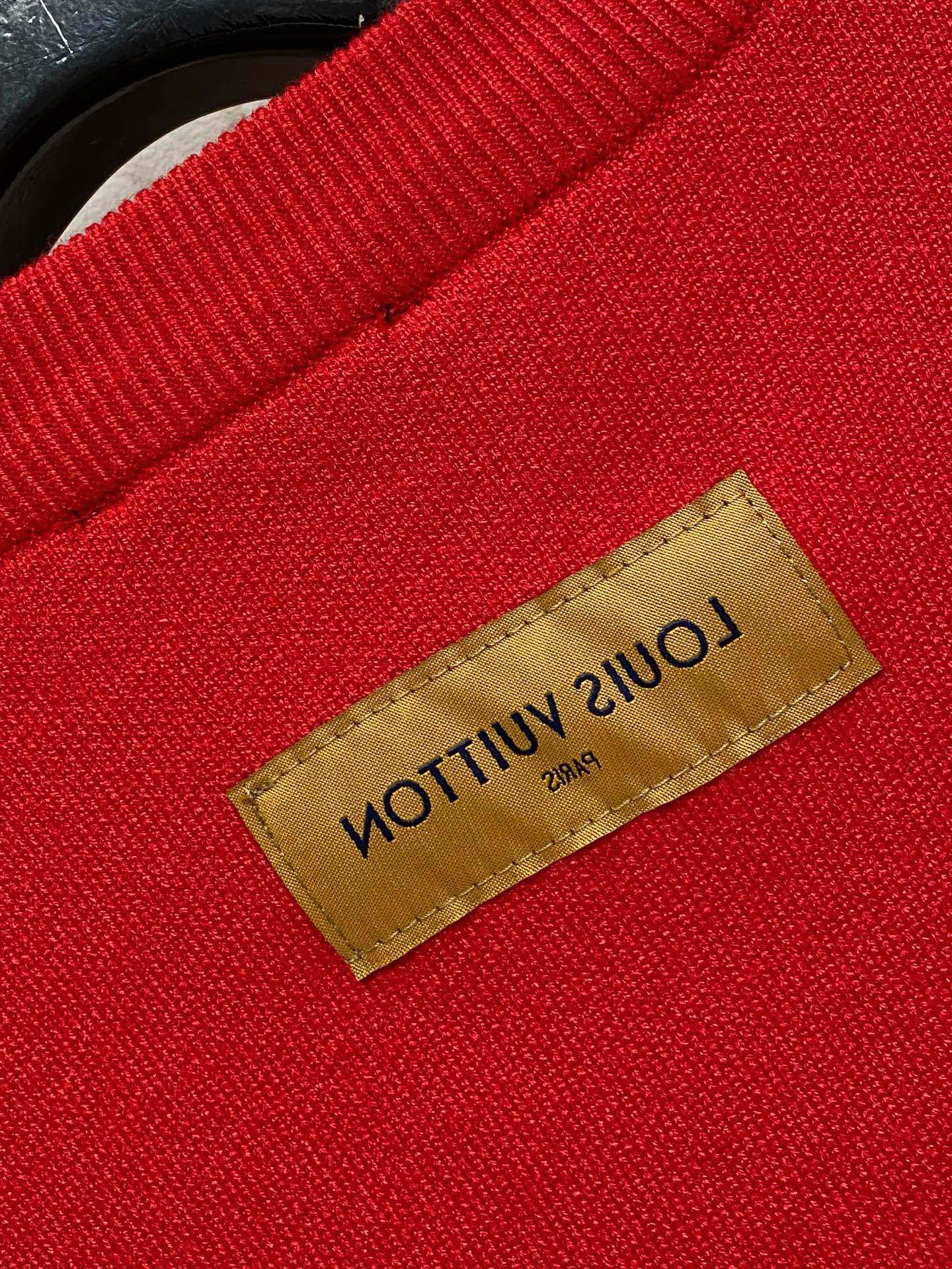 🌾！ 2025秋冬新品毛衣，休闲时尚保暖，打底单穿都可以进口羊毛混纺羊毛，保暖性很强，不刺激皮肤，可贴身