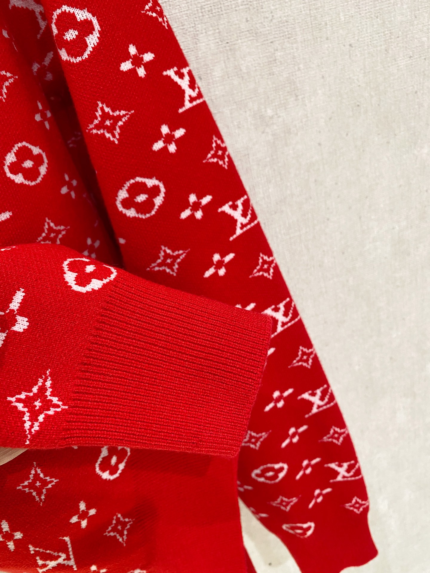 🌾！ 2025秋冬新品毛衣，休闲时尚保暖，打底单穿都可以进口羊毛混纺羊毛，保暖性很强，不刺激皮肤，可贴身