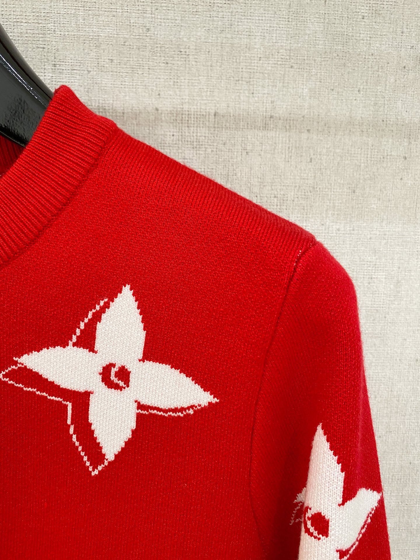 🌾！ 2025秋冬新品毛衣，休闲时尚保暖，打底单穿都可以进口羊毛混纺羊毛，保暖性很强，不刺激皮肤，可贴身