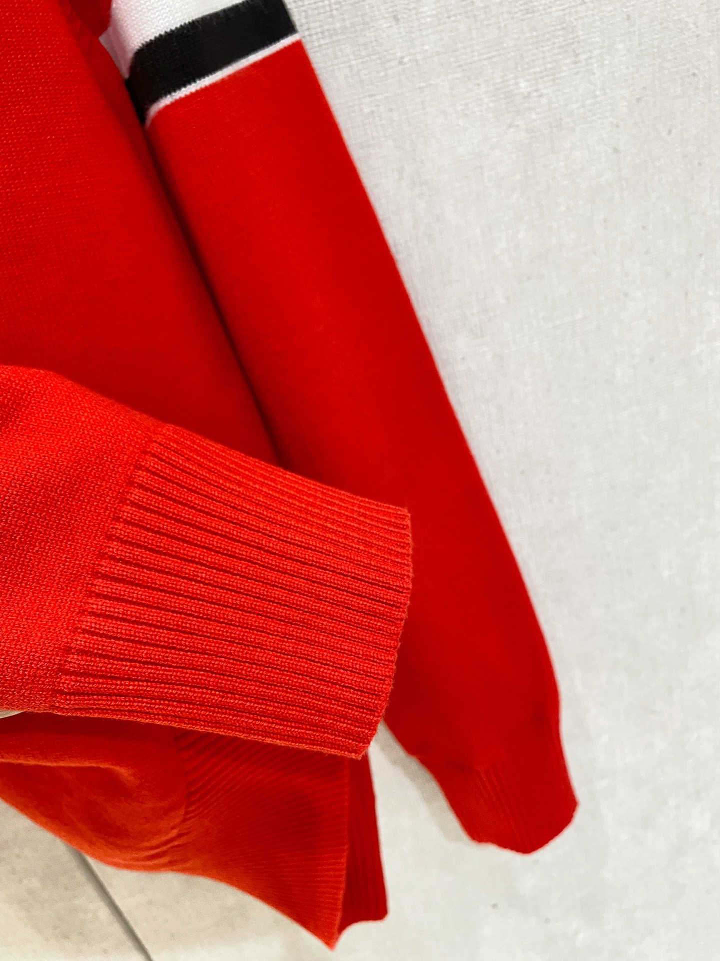 🌾！ 2025秋冬新品毛衣，休闲时尚保暖，打底单穿都可以进口羊毛混纺羊毛，保暖性很强，不刺激皮肤，可贴身