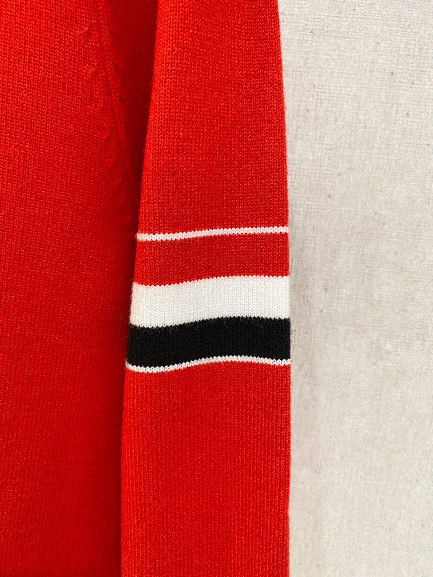 🌾！ 2025秋冬新品毛衣，休闲时尚保暖，打底单穿都可以进口羊毛混纺羊毛，保暖性很强，不刺激皮肤，可贴身