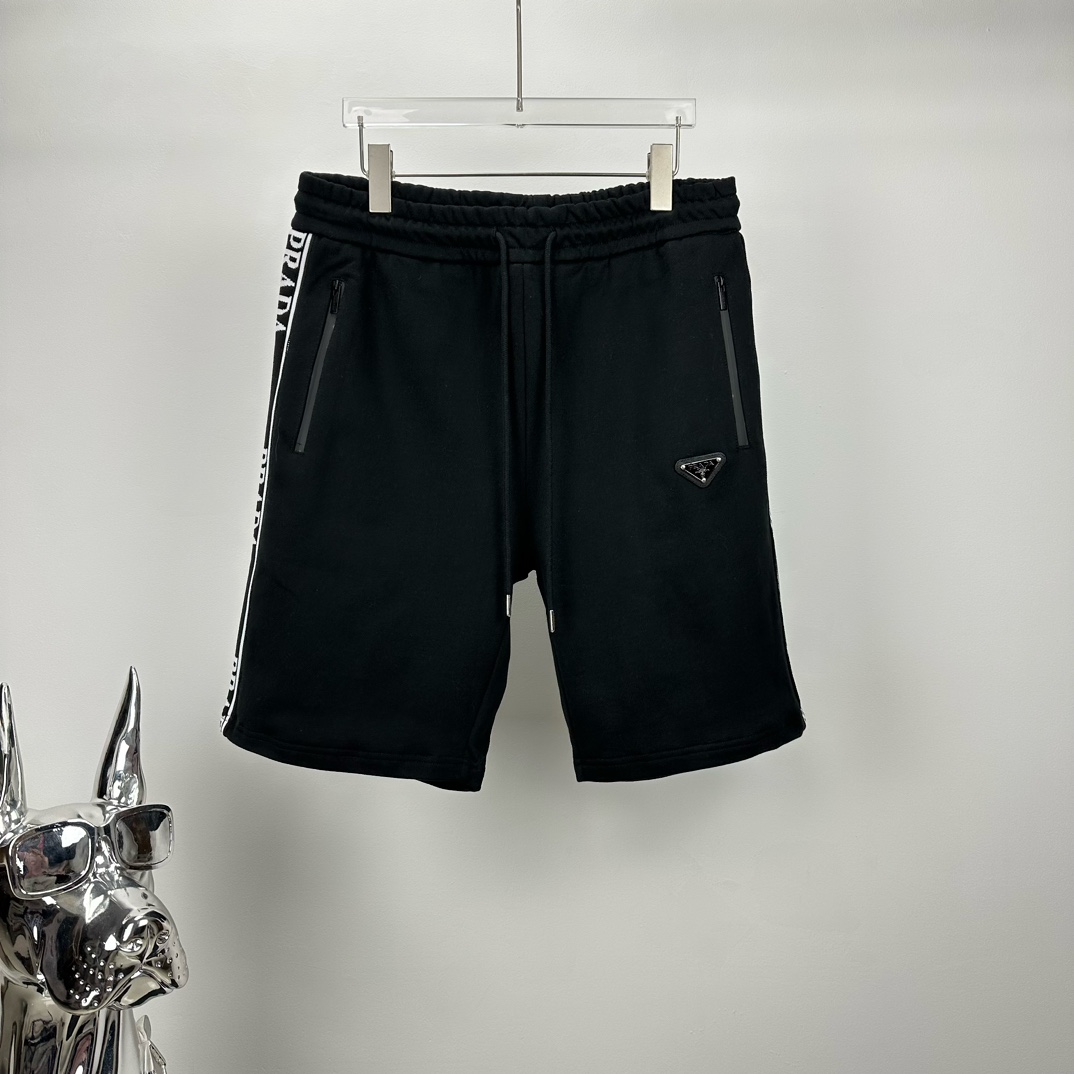 Prada 2024 primavera-verano nuevo estilo shorts unisex con insignia triangular 🔥alta versión🔥alta versión🔥 tela pers…