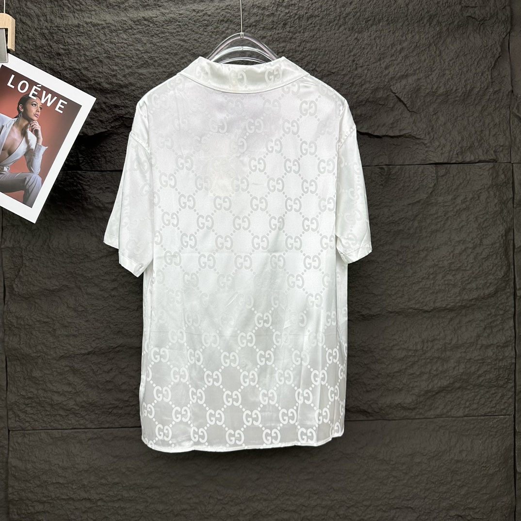 Gucchi 2024 Logo Couple Short Sleeve: High-End Fashion with Premium Design - 图片 8