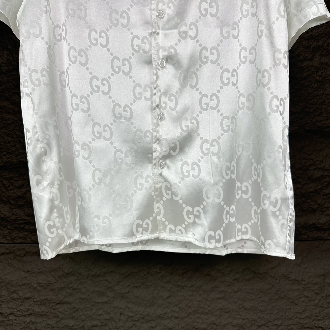 Gucchi 2024 Logo Couple Short Sleeve: High-End Fashion with Premium Design - 图片 5