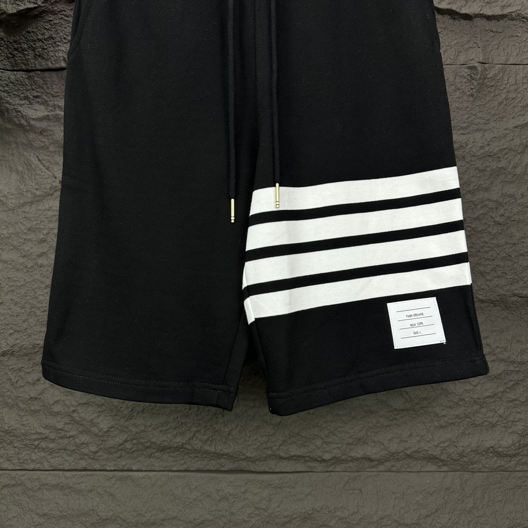 2024 Classic Four-Bar Couple Shorts: High-End Pure Cotton Fabric, Unisex, Various Colors. - 图片 5