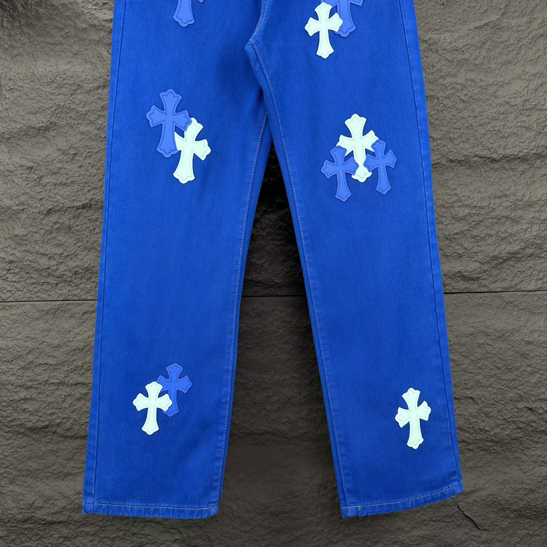 Chrome Hearts 克罗心2025新款重工多巴胺蓝十字架贴皮 水洗牛仔裤