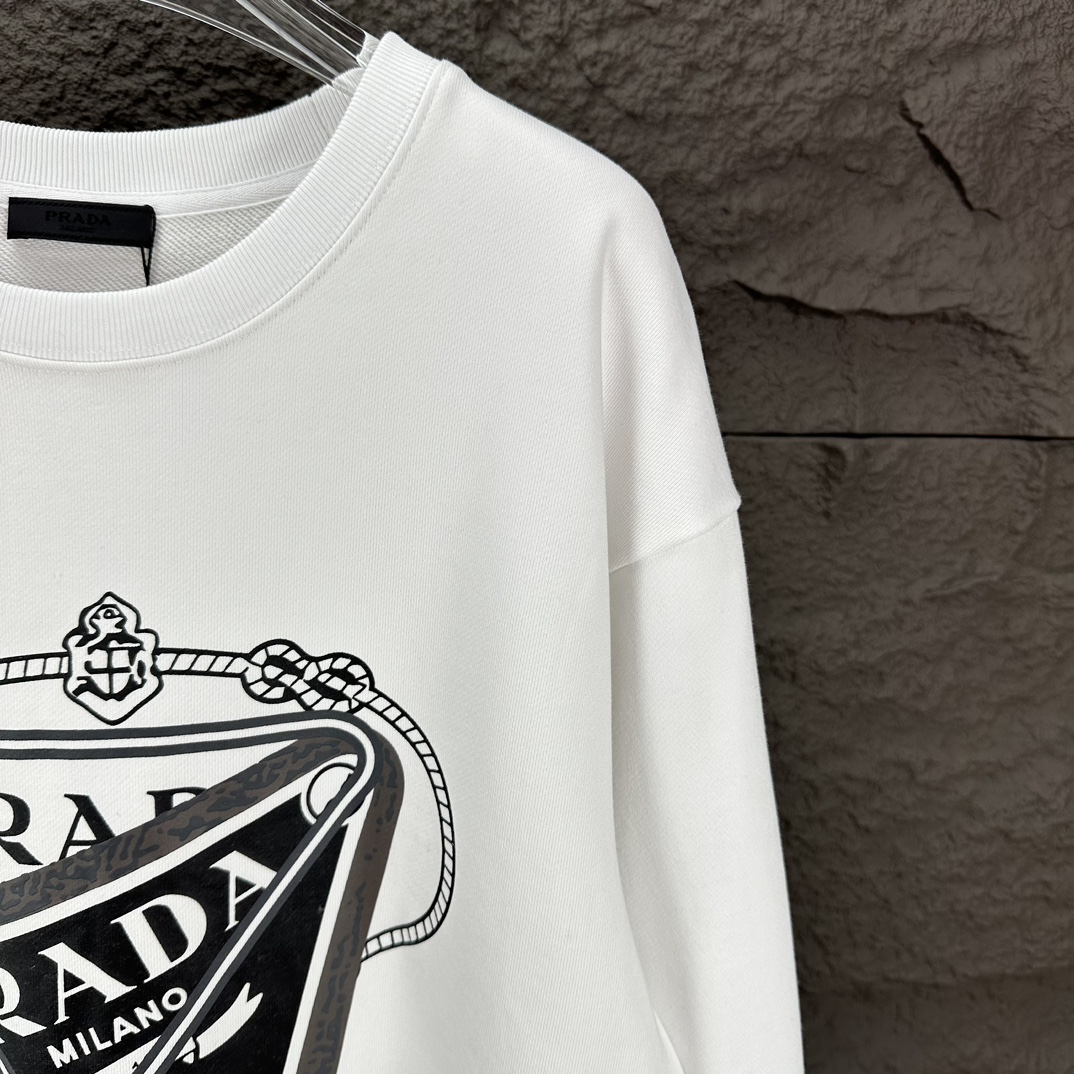 2024 Prada New Logo Round Collar Couple’s High-End Fashion Shirt - 图片 4