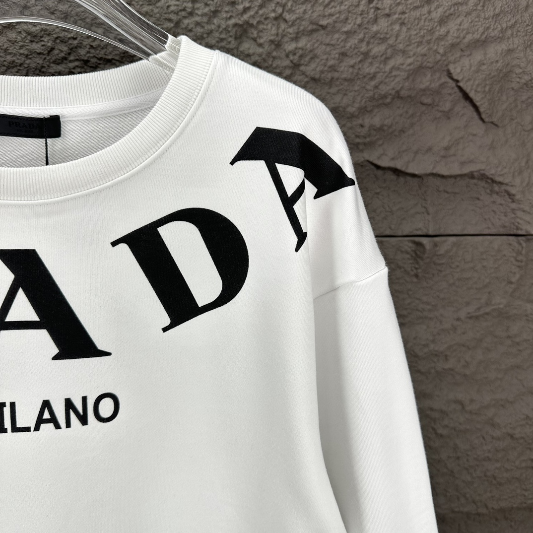 2024 Prada Letter-Printed Circle Suit: High-End Fashion for Men and Women - 图片 4