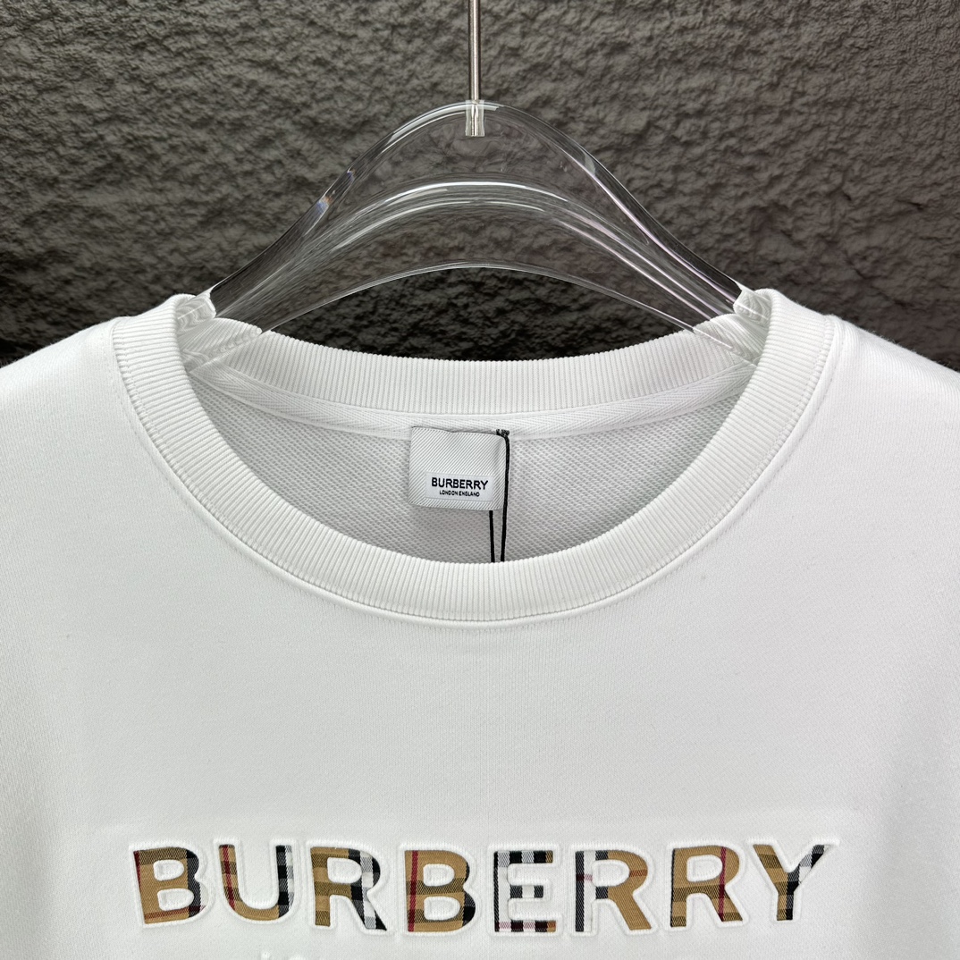 Burberry Barbara 2024 High-Quality Couple T-Shirts: Fabric, Design, and Sizing. - 图片 3
