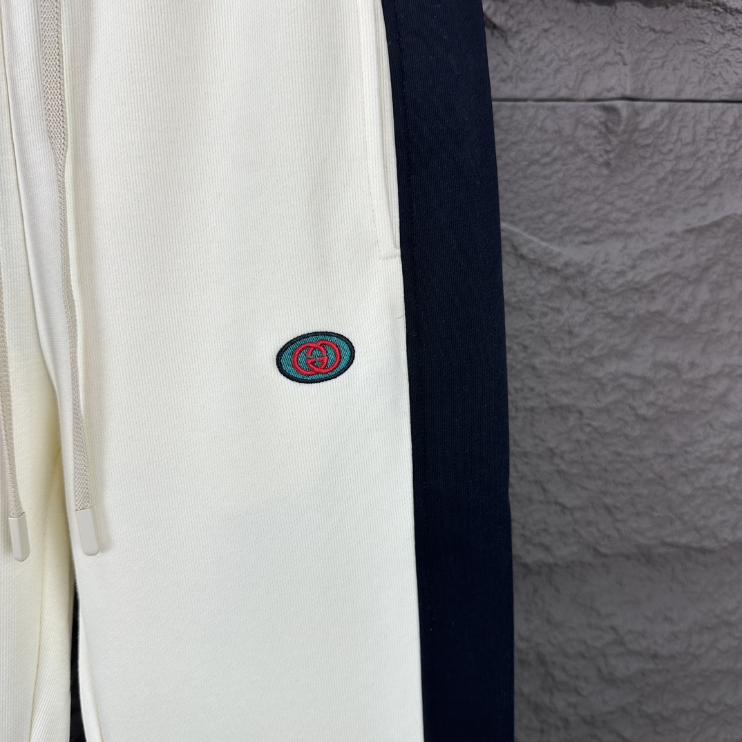 GUCCI 2024 High-End Custom Apparel Collection: Comfortable, Stylish, Unisex. - 图片 5