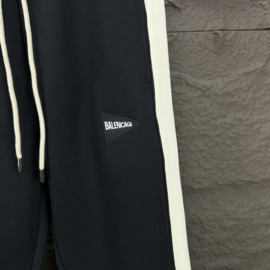 Palenciaga 2024 High-End Couple Pants: Custom Fabric, Embroidered Logo, Comfortable Hand Feel - 图片 5