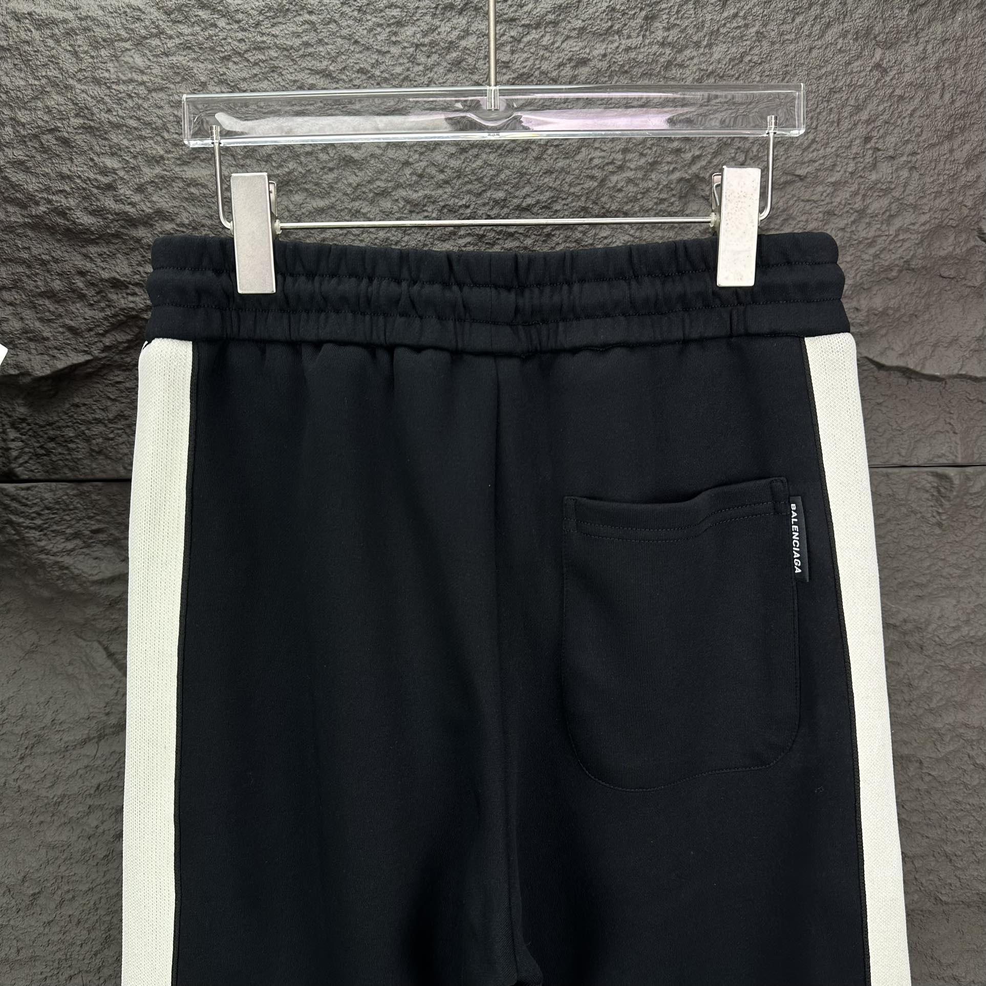 Palenciaga 2024 High-End Couple Pants: Custom Fabric, Embroidered Logo, Comfortable Hand Feel - 图片 9