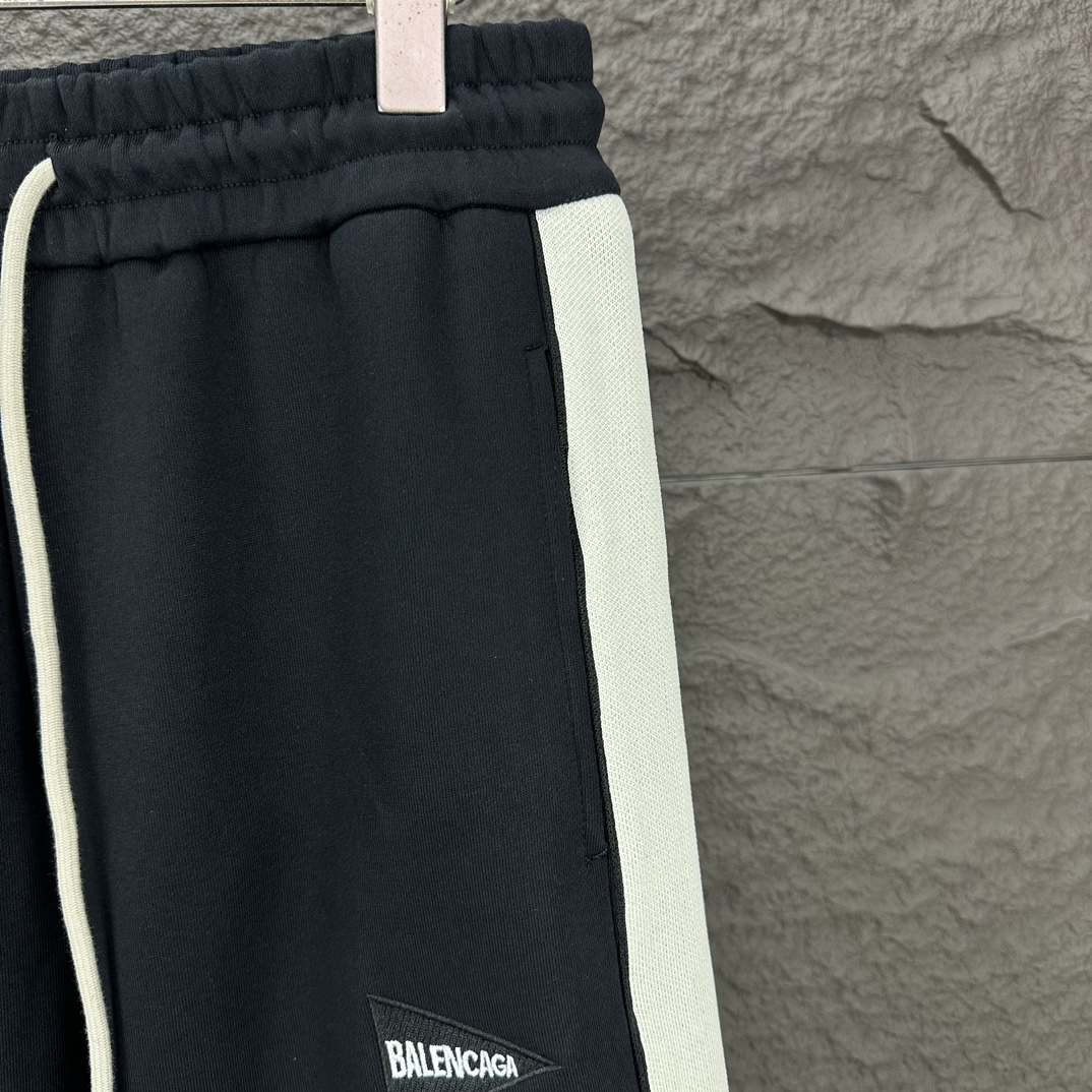 Palenciaga 2024 High-End Couple Pants: Custom Fabric, Embroidered Logo, Comfortable Hand Feel - 图片 4