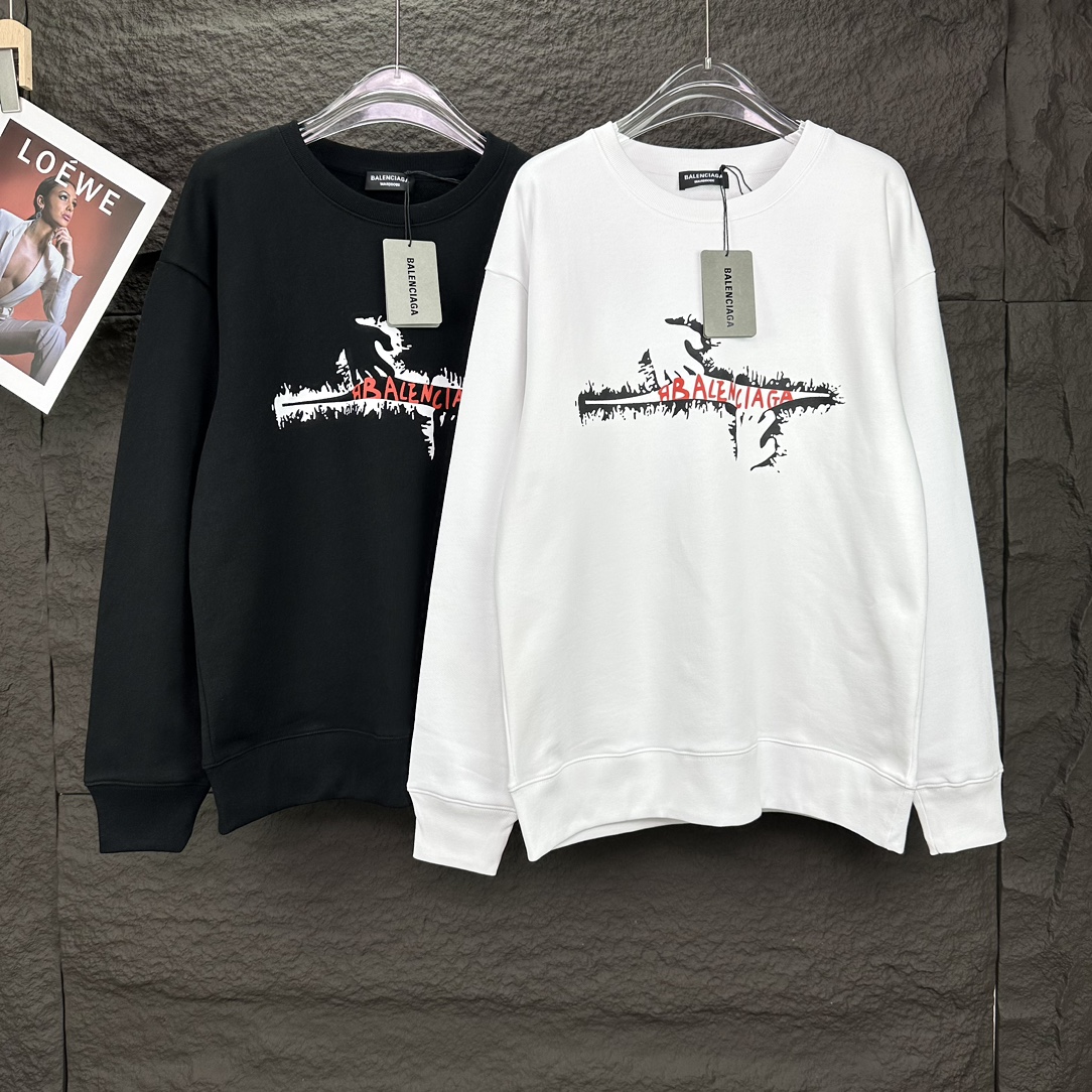 “High-End Palenciaga Parisian 2024 Logo Couple’s Round Collar Fashion Apparel” - 图片 9