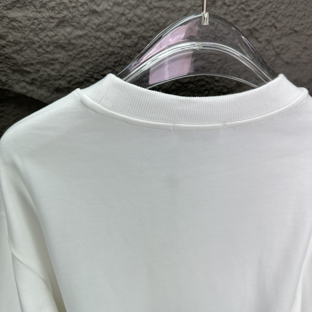 2024 Chanel Puffer Jacket: High-End Couple’s Cortex with Letter Logo - 图片 8