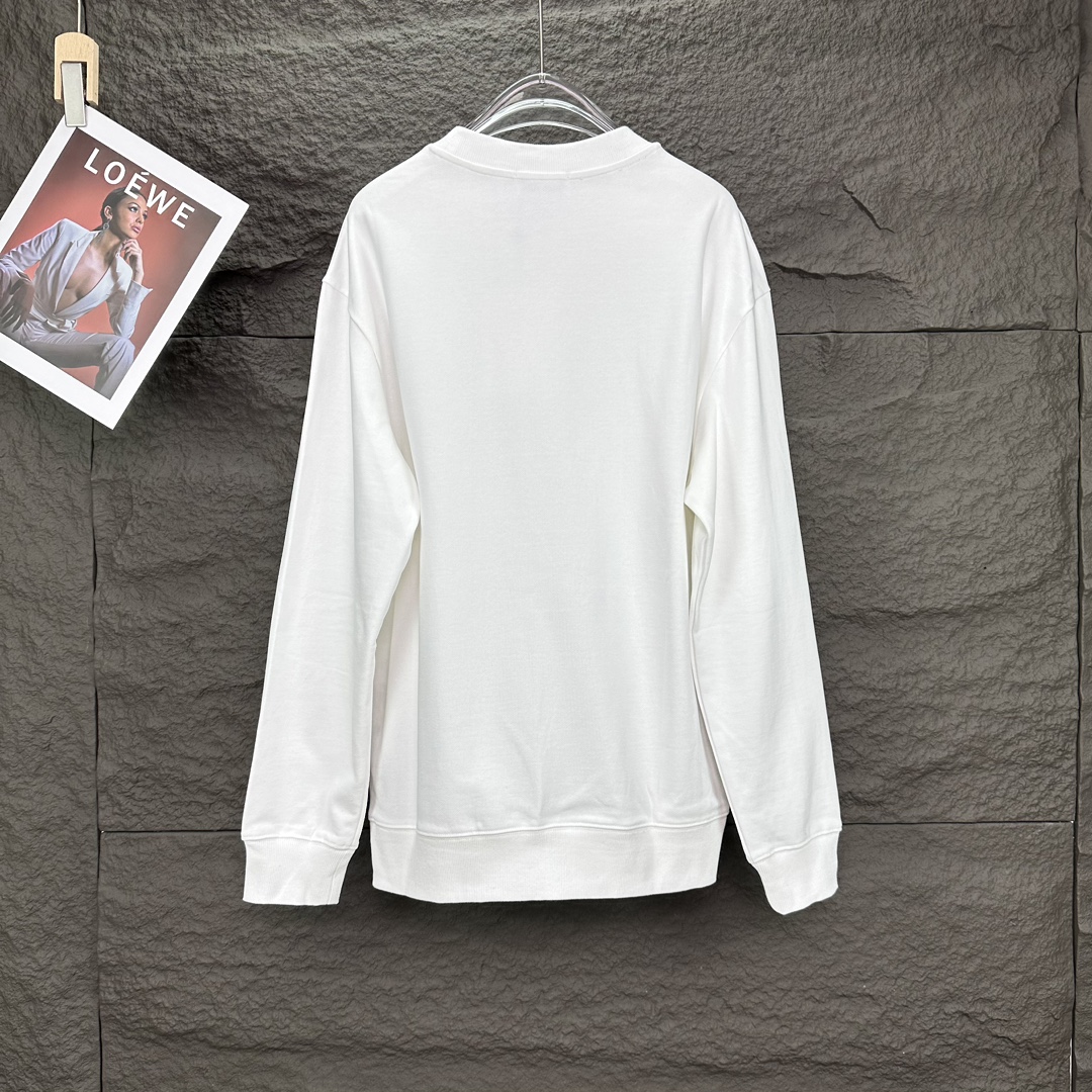 2024 Chanel Puffer Jacket: High-End Couple’s Cortex with Letter Logo - 图片 2