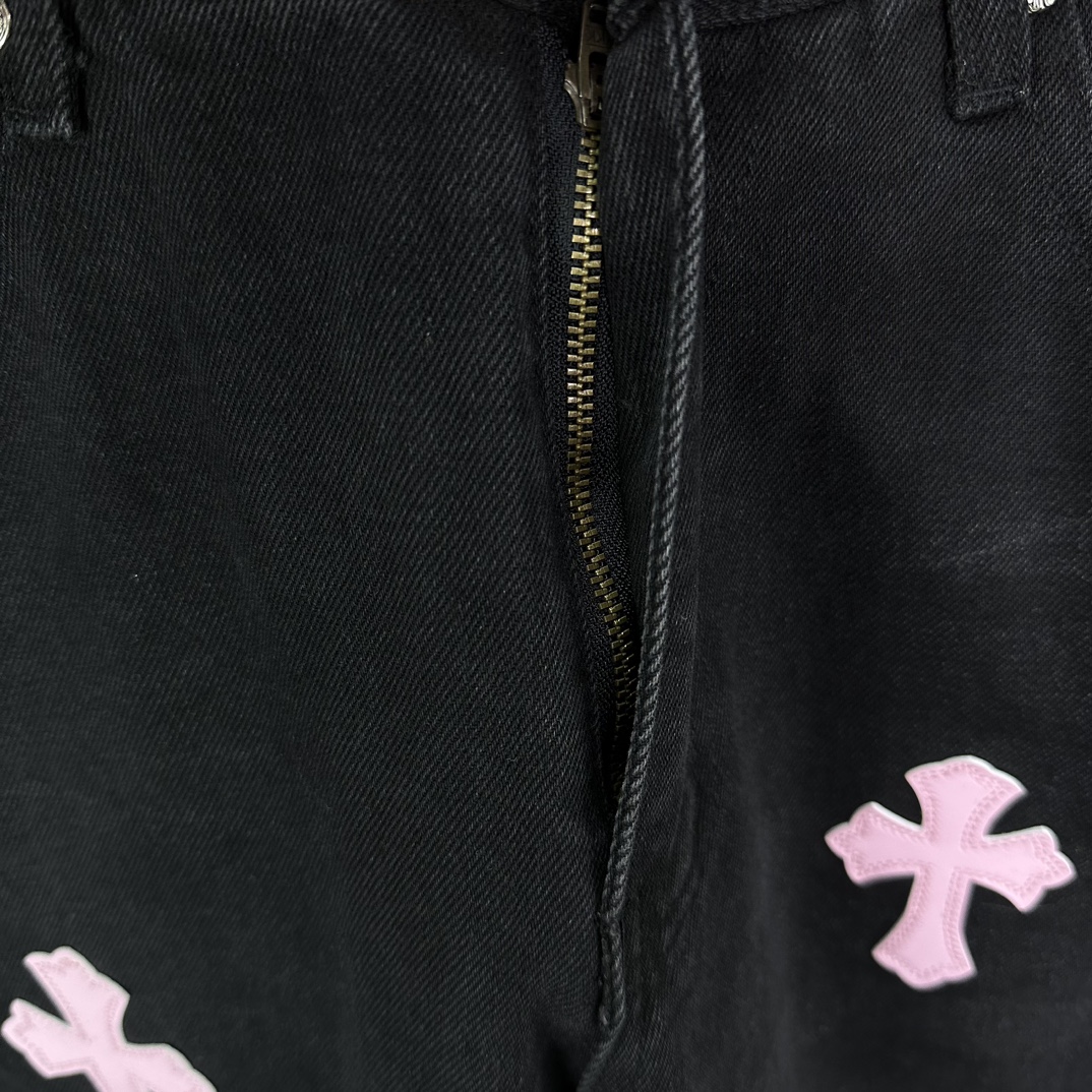 Chrome Hearts 克罗心2024新款粉色十字架贴皮水洗牛仔裤