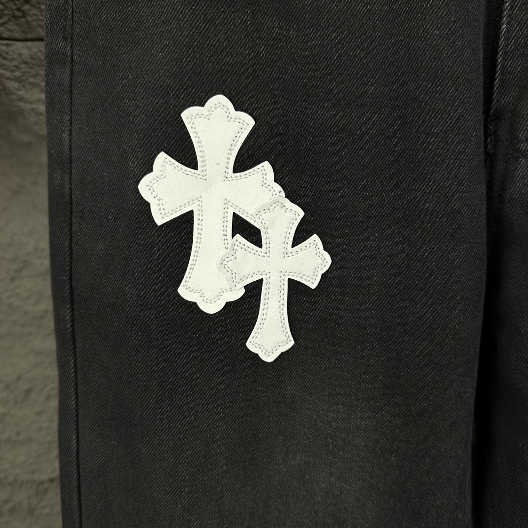 Chrome Hearts 克罗心2024新款白色十字架贴皮水洗牛仔裤