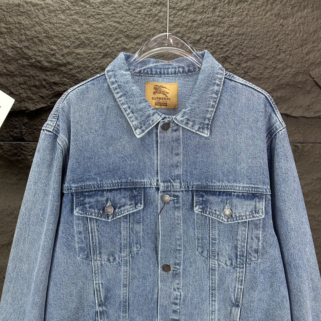 Burberry 巴宝莉2024新款刺绣战马字母logo 水洗牛仔外套