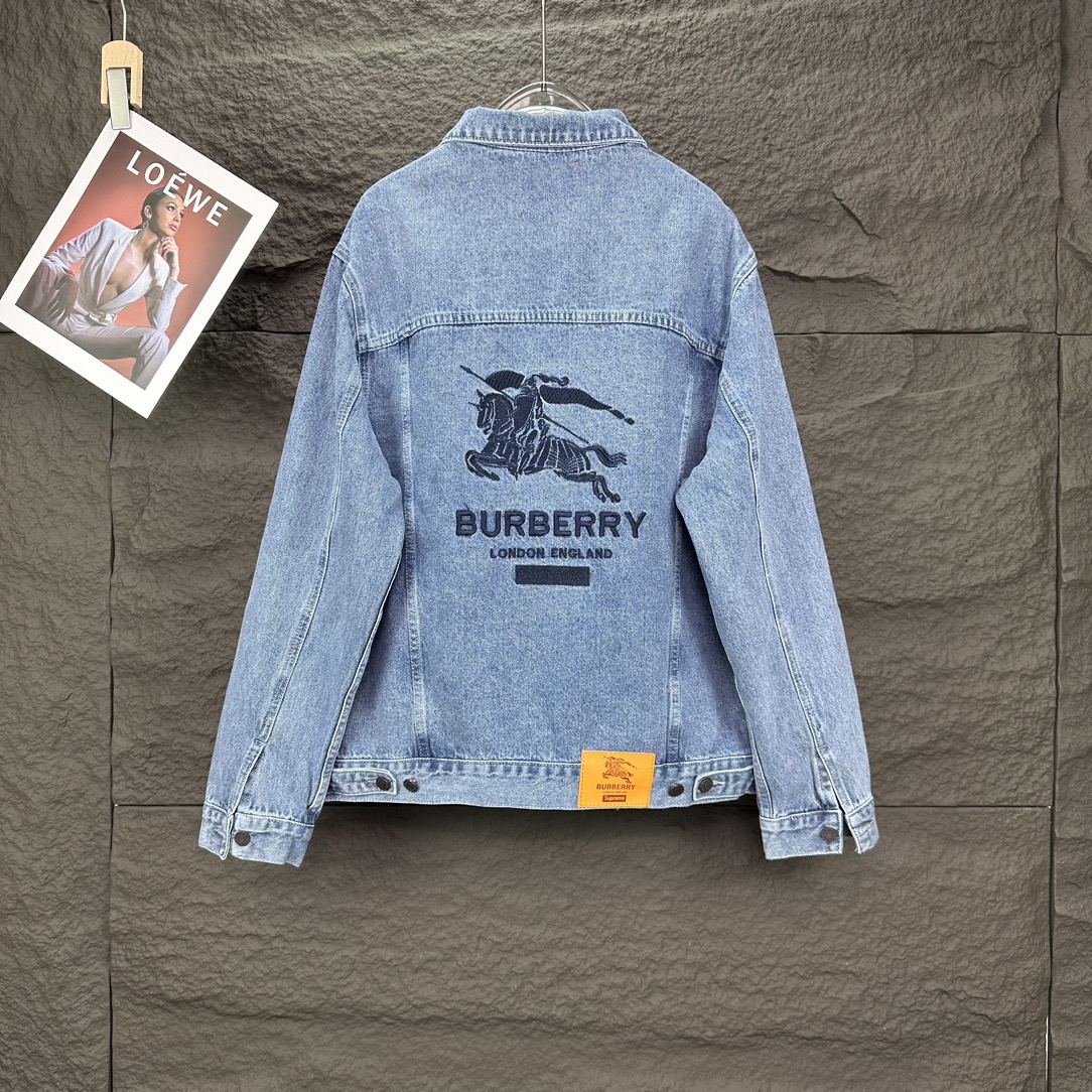 Burberry 巴宝莉2024新款刺绣战马字母logo 水洗牛仔外套