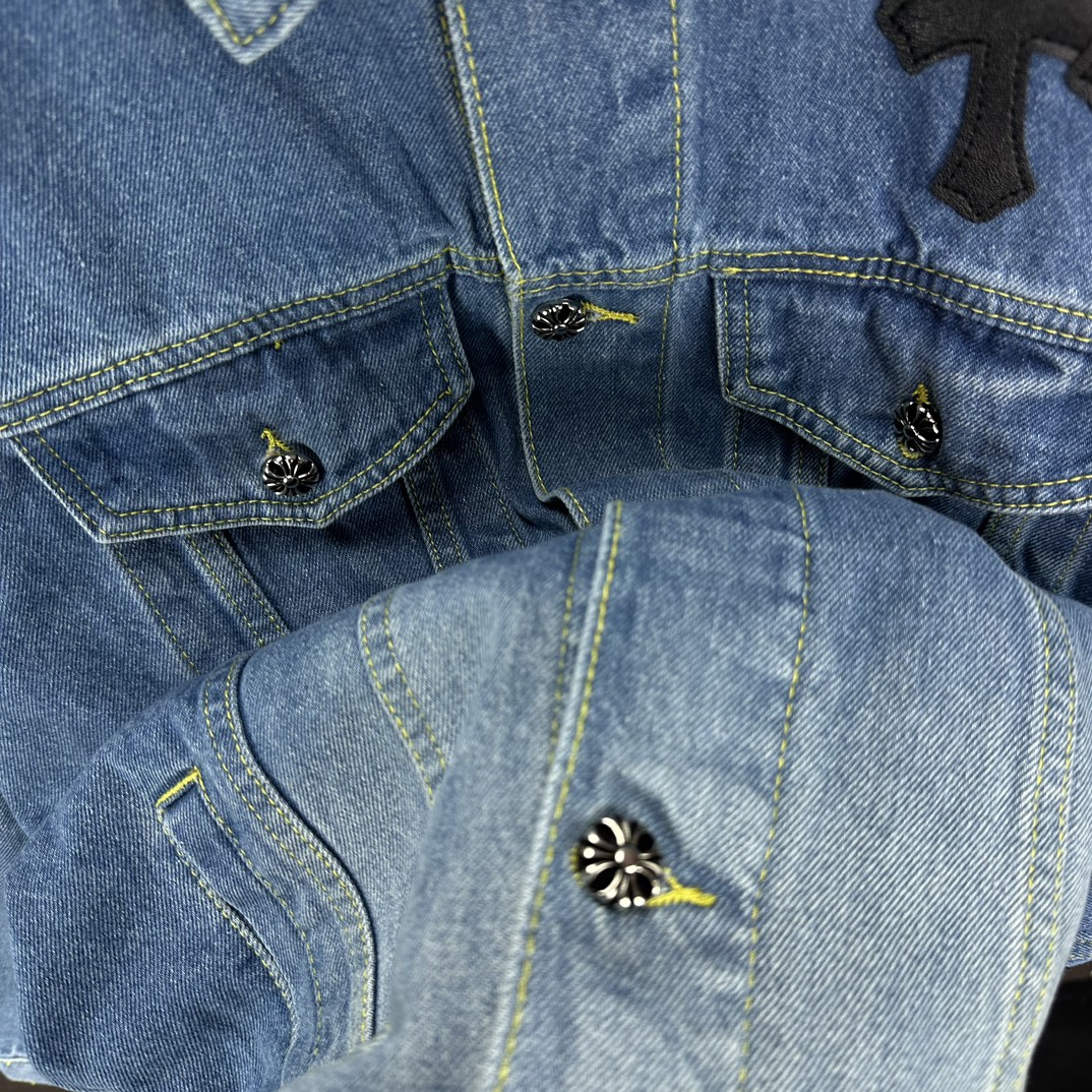 Chrome Hearts 克罗心2024新款重工黑色十字架贴皮 水洗牛仔外套