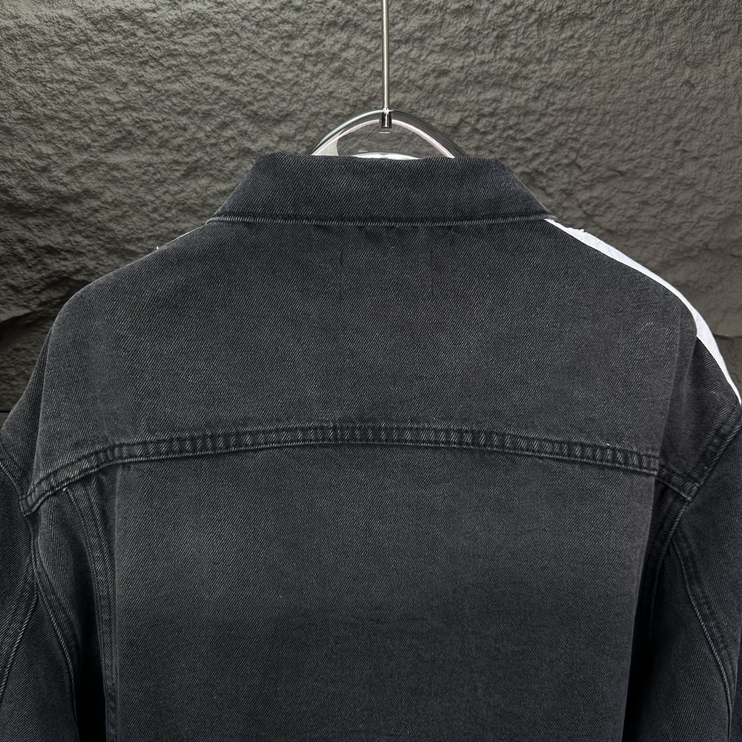 Balenciaga 巴黎世家联名2024新款三条杠简约 水洗牛仔外套