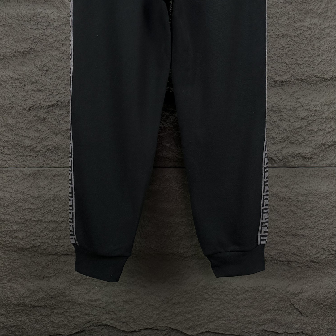 High-End Embroidered Eye Couple Pants for 2024 Fashion Trend - 图片 8