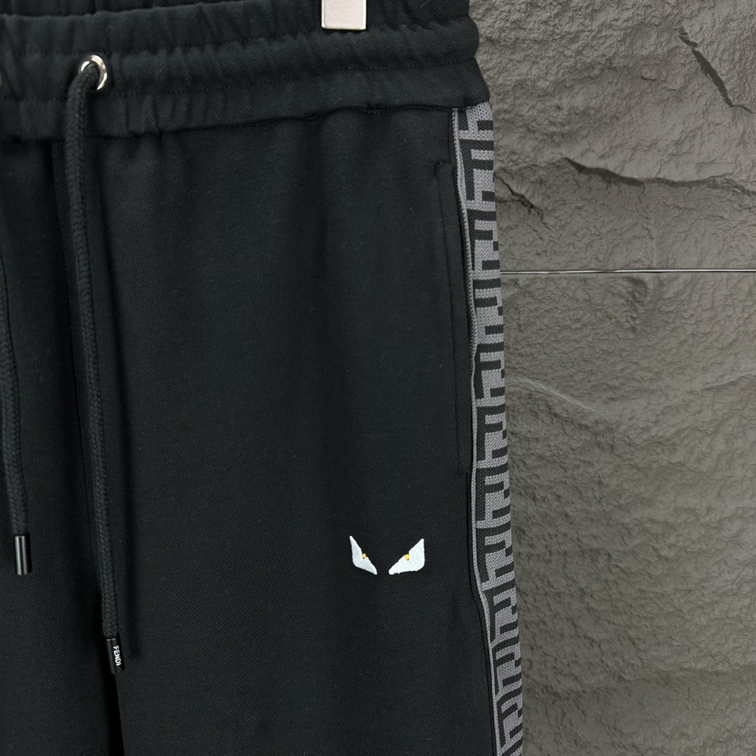 High-End Embroidered Eye Couple Pants for 2024 Fashion Trend - 图片 4