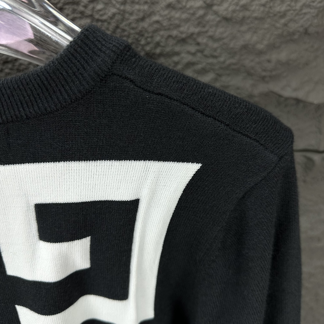 High-End DR GVS 2024 Black Sweater: Fashionable, Comfortable, Unisex, Various Sizes - 图片 8
