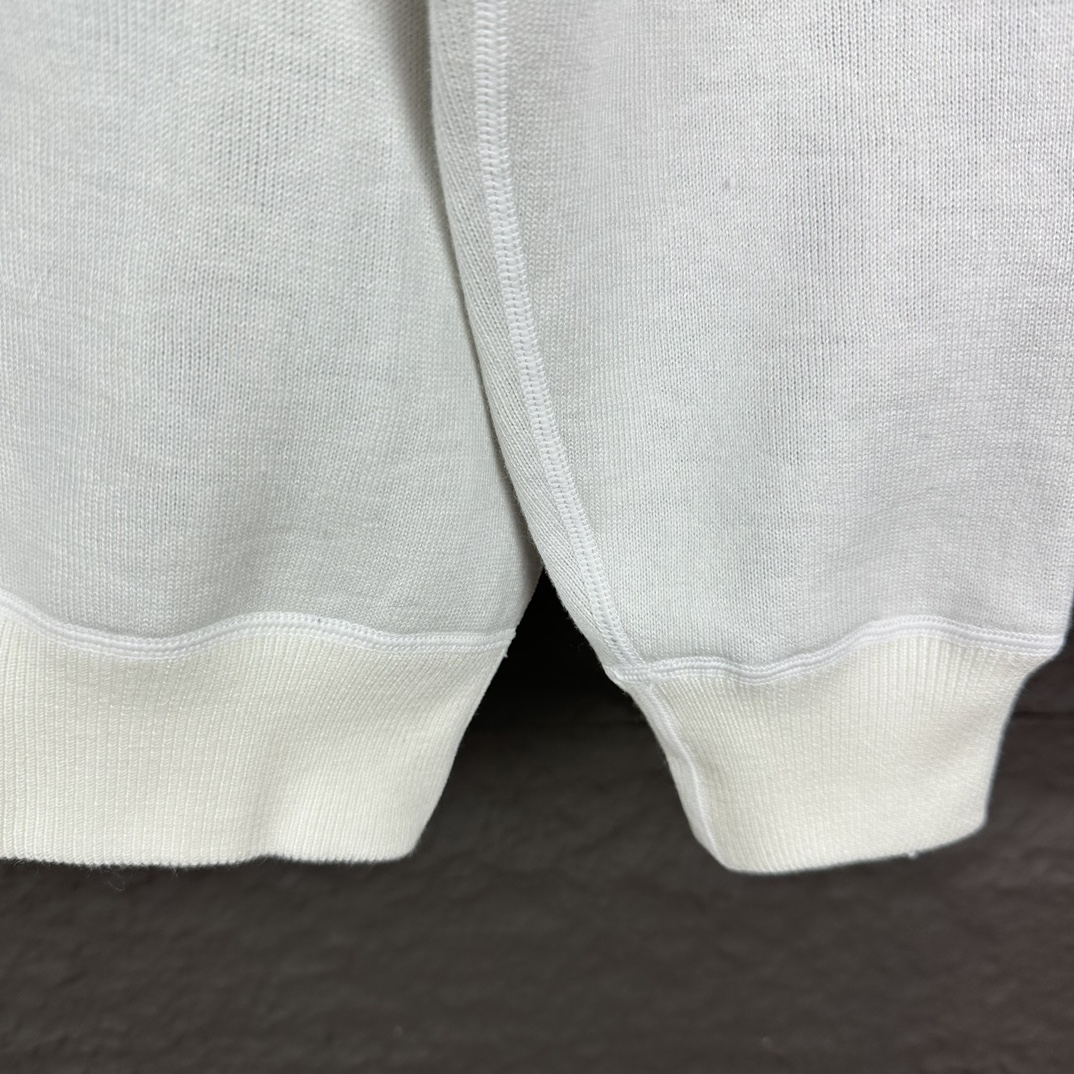 Luxury Cashmere Sweaters 2024: Top Version for Men and Women - 图片 7