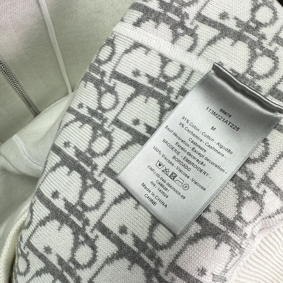 Luxury Cashmere Sweaters 2024: Top Version for Men and Women - 图片 8