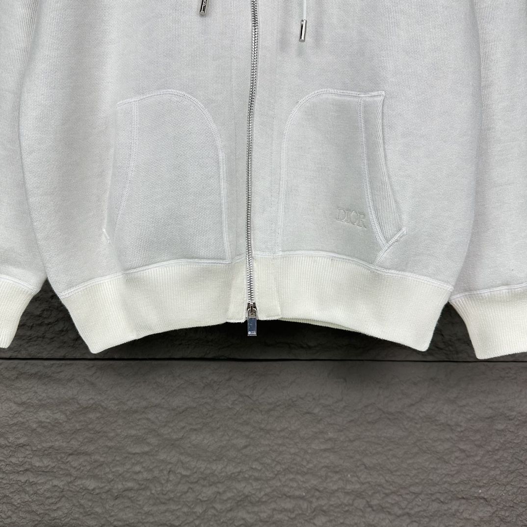 Luxury Cashmere Sweaters 2024: Top Version for Men and Women - 图片 6