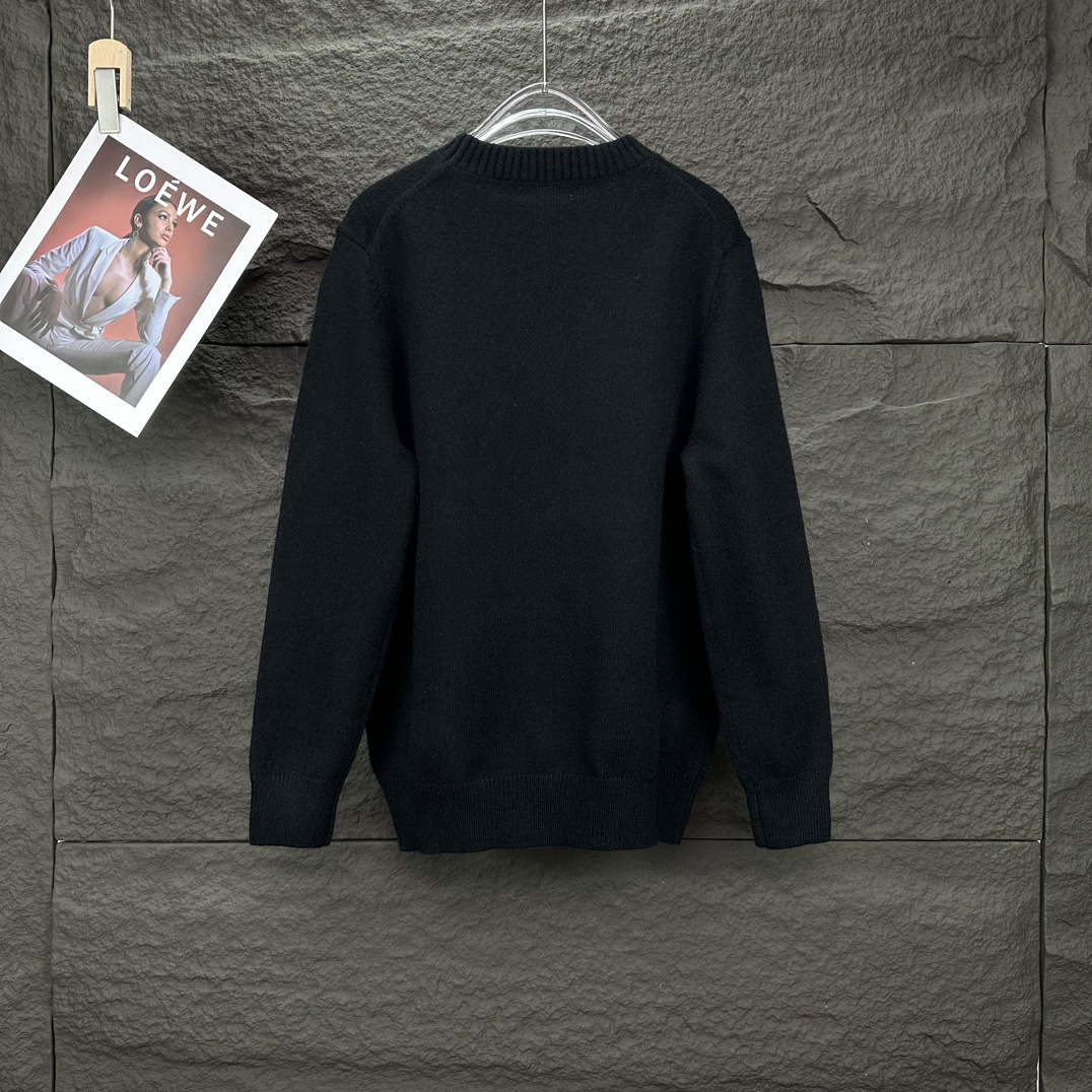 High-End Knit Sweater with New MiU MiU 2024 Logo – Fashionable and Comfortable - 图片 2