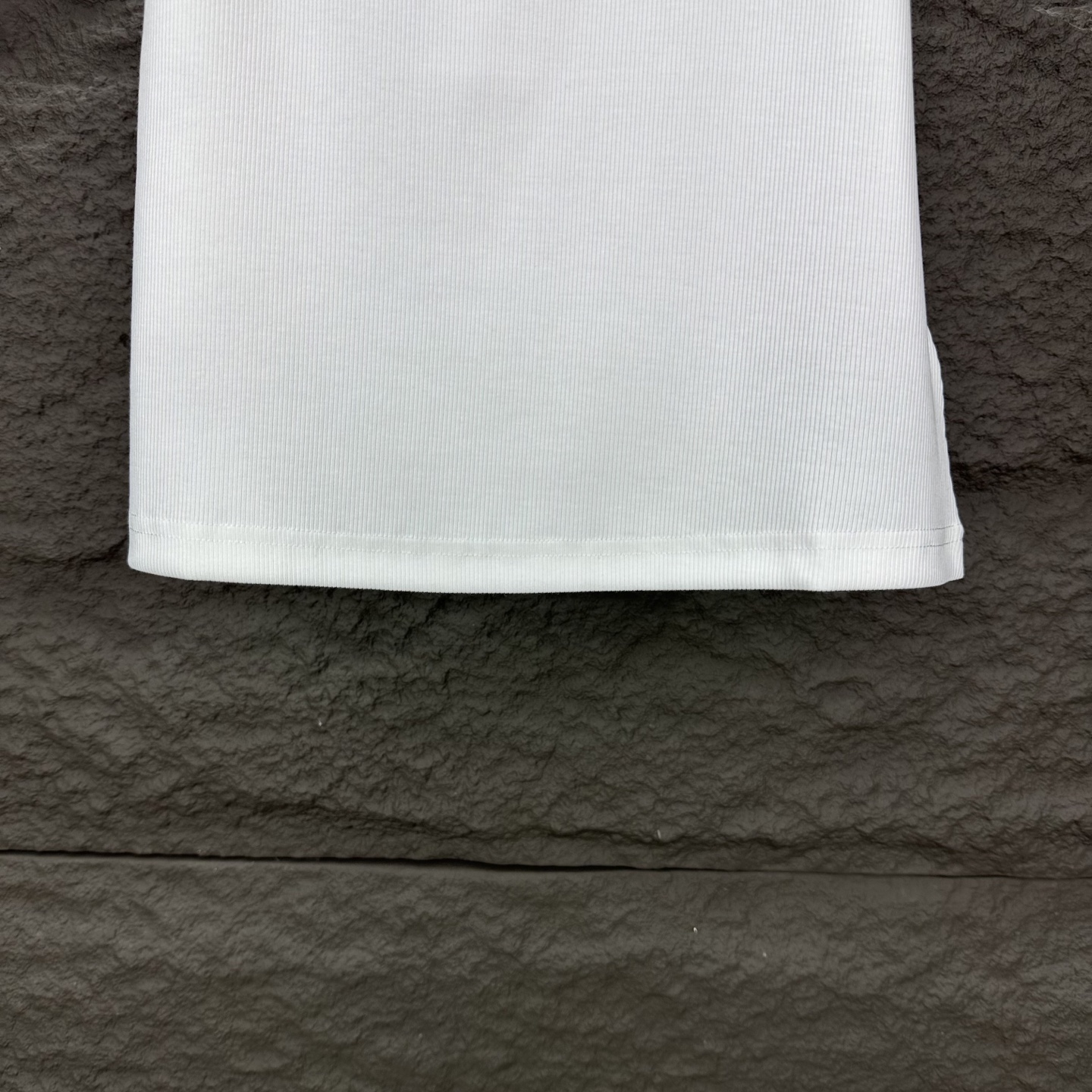 High-End Embroidered Bees Vest 2025: Premium Quality, Unique Design, White, S-XL - 图片 7