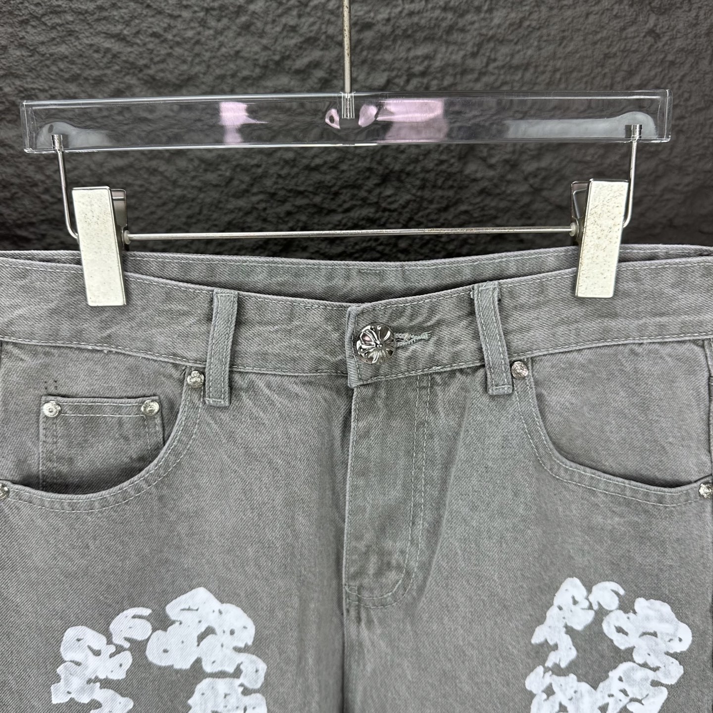 Emerald Cotton Couple’s Water Wash Jeans: High-End Quality in Different Styles - 图片 3