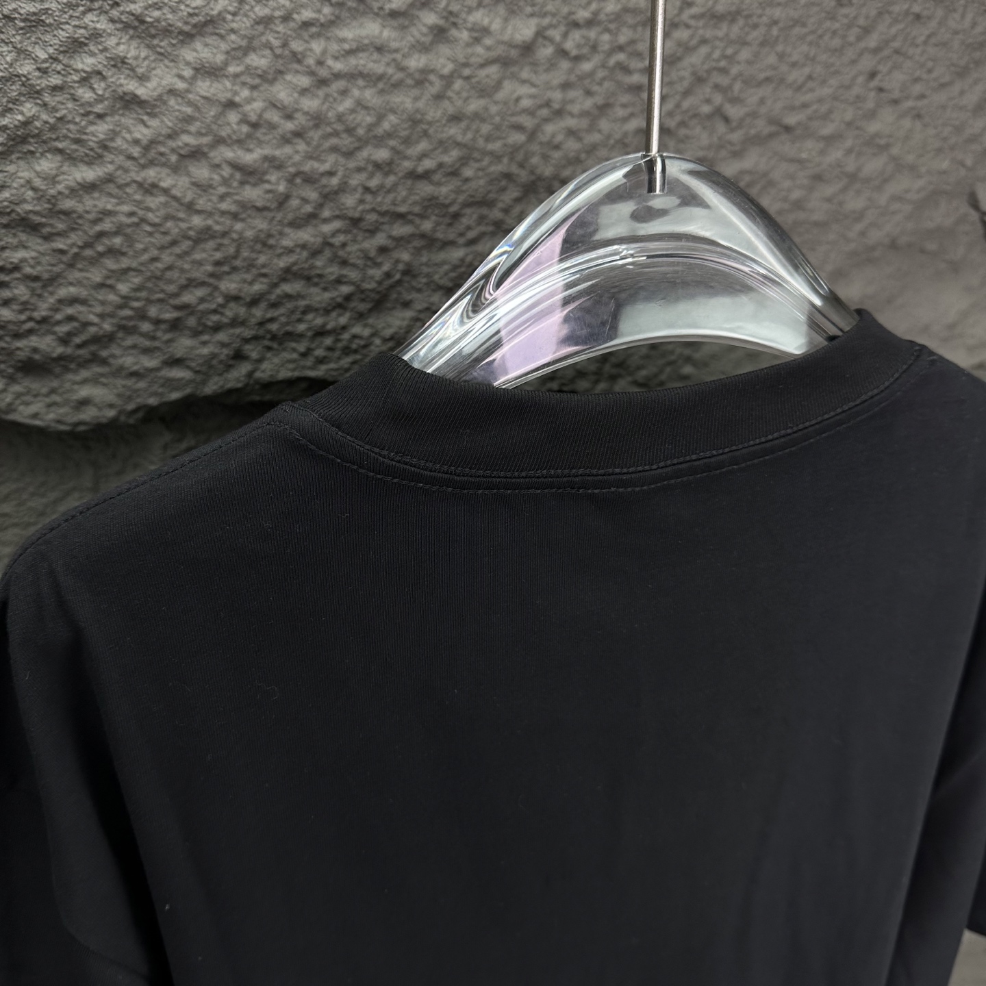 Chanel 2025 Embroidered Couples T-shirt: High-End Fashion with Premium Quality - 图片 6
