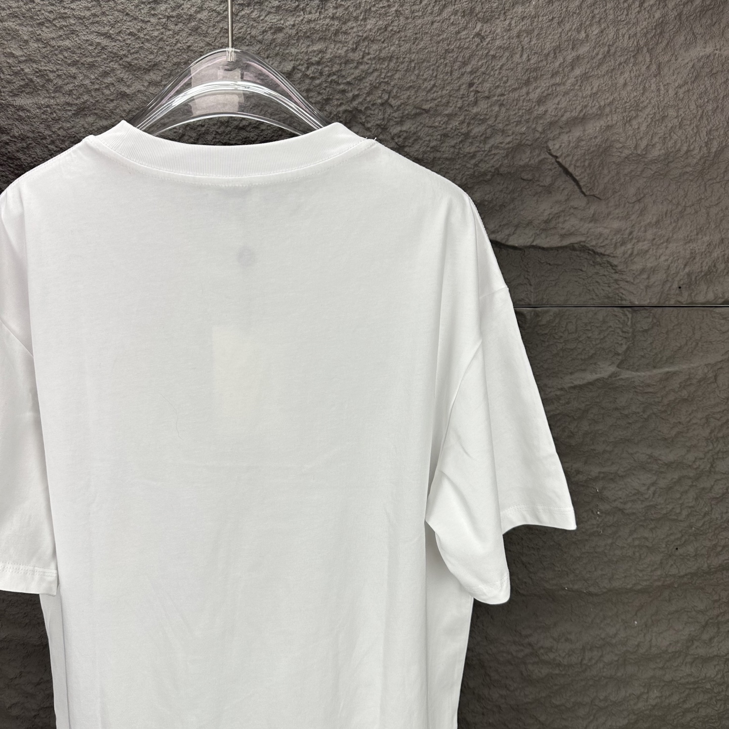 High-End 2025 Céline Embroidered Logo T-shirt for Couples: Luxury Fashion in 280g Cotton - 图片 8