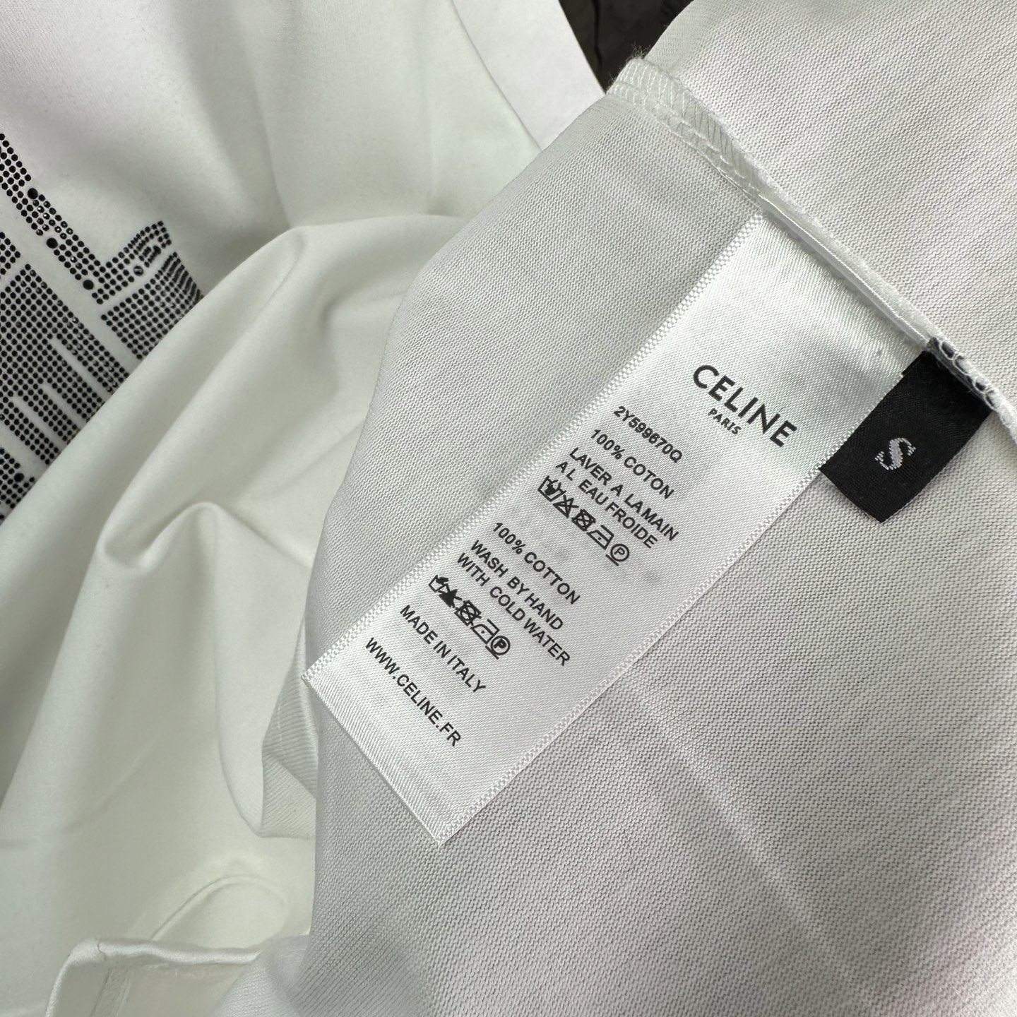 Chanel’s 2025 High-End Logo Couple T-Shirt: Fashionable, High-Quality, Unisex - 图片 7