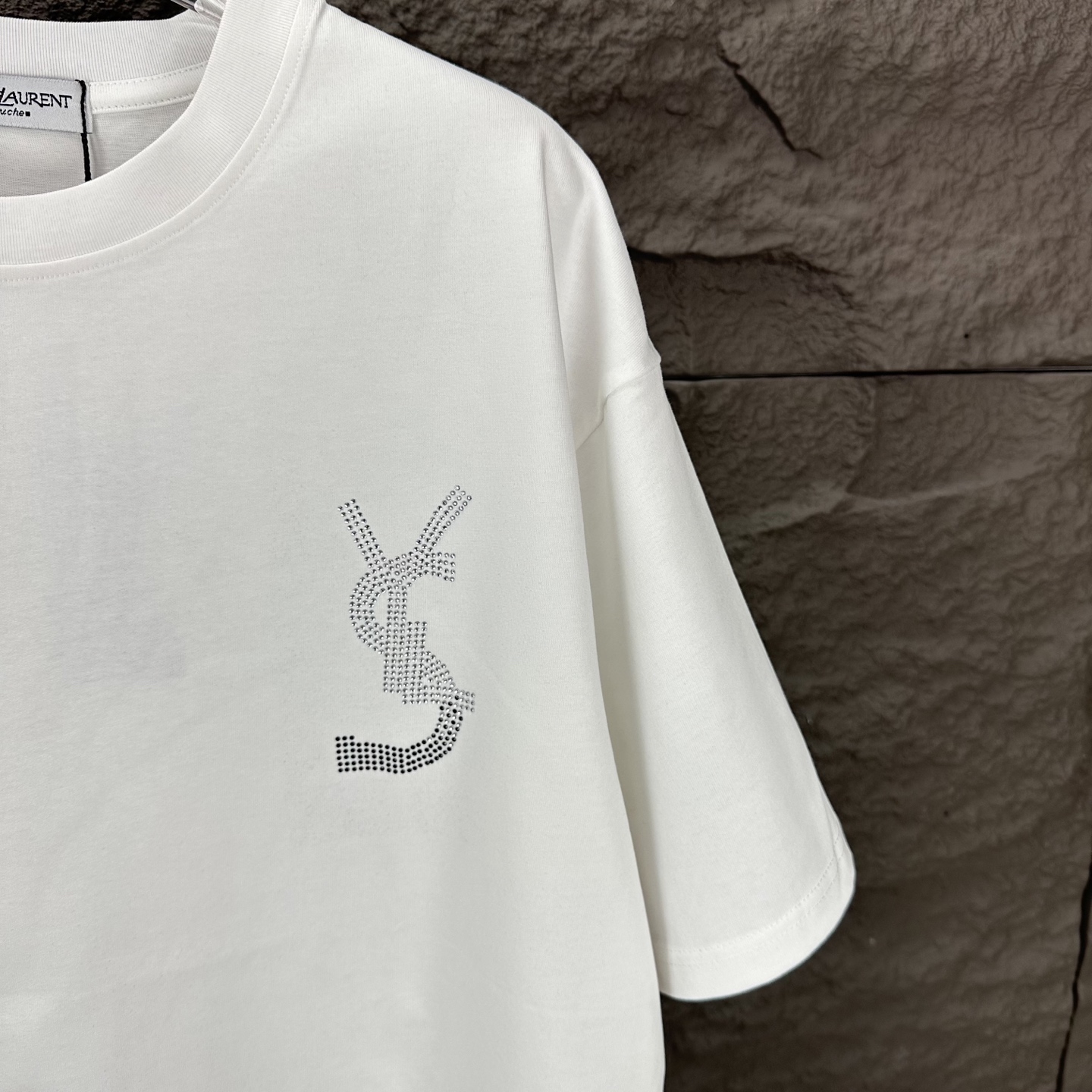 High-End YSL St. Roland 2025 Couple T-Shirt: Premium Quality, Stylish Design - 图片 4