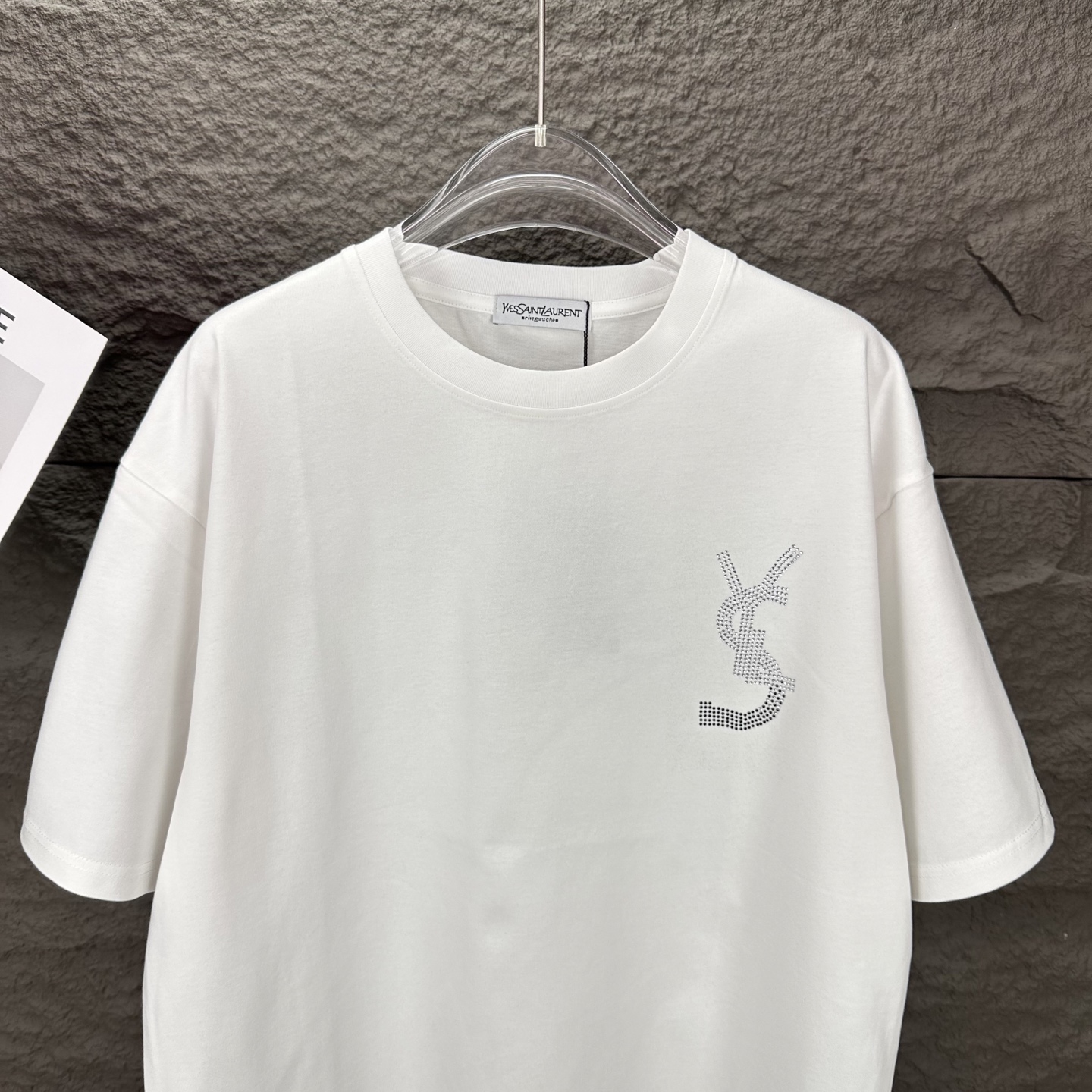 High-End YSL St. Roland 2025 Couple T-Shirt: Premium Quality, Stylish Design - 图片 5