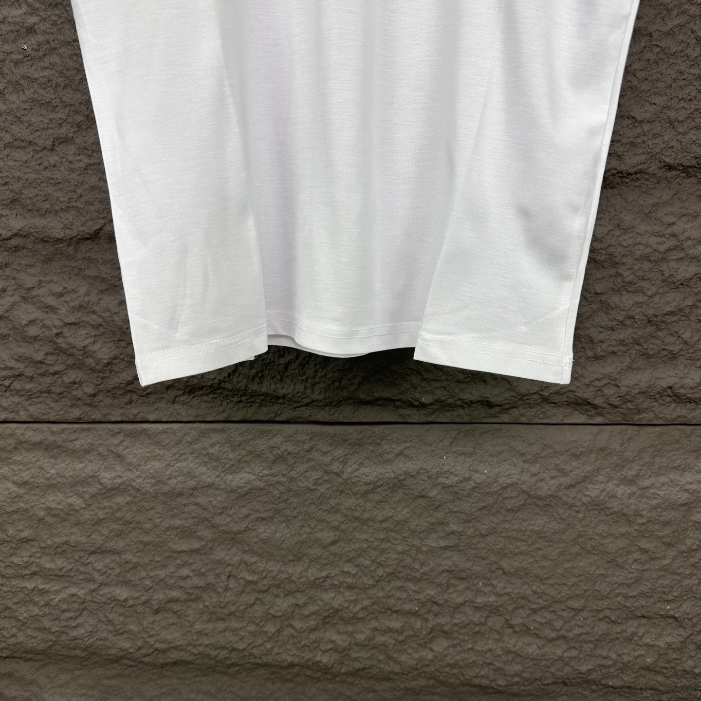 High-end 2025 Dr. Gucchi Couple Shorts Polo: Premium Quality Fabric, Skin Ice Cream, Unisex - 图片 7
