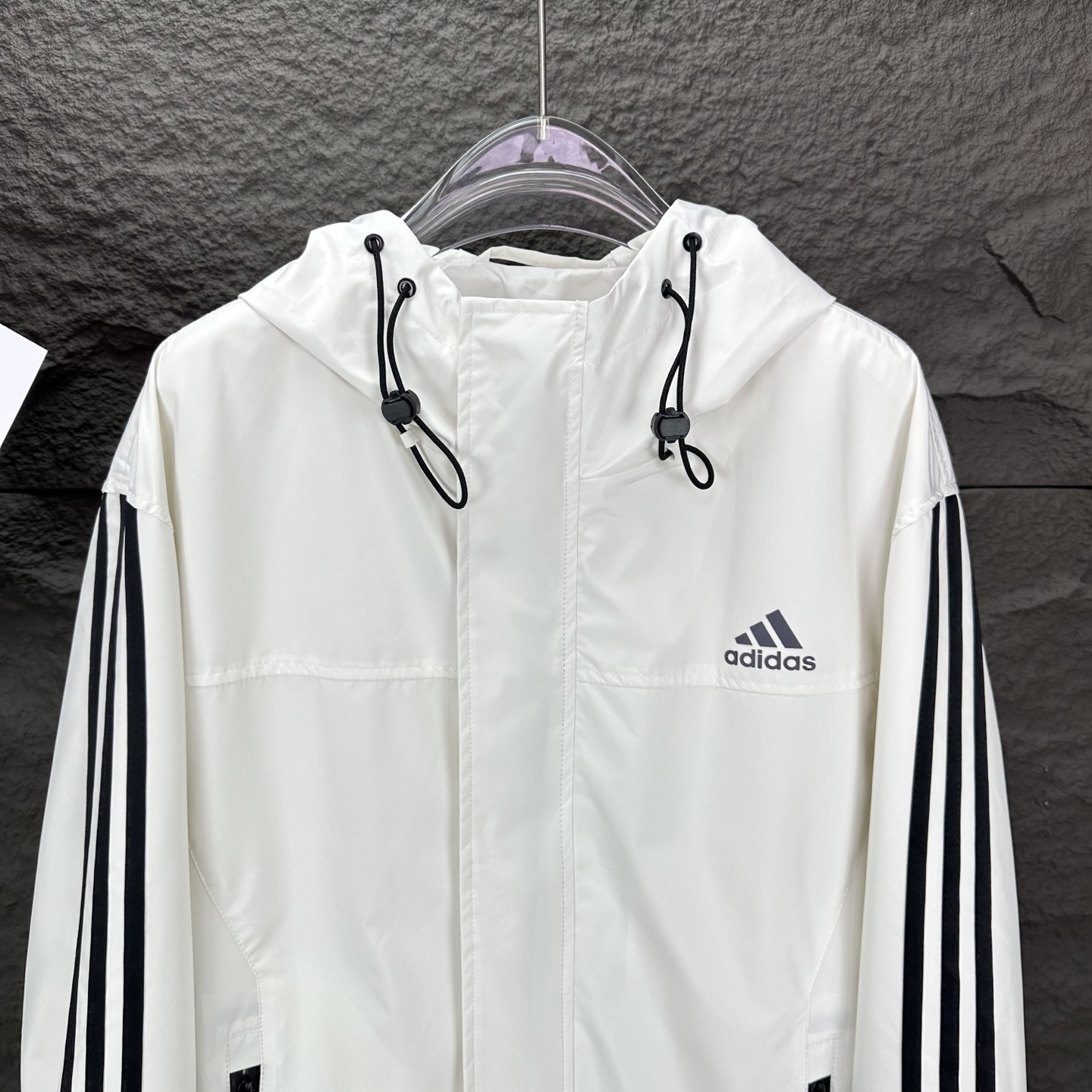 High-End Waterproof Hood Zipper Jacket with Reflecting Logo for Couples - 图片 5