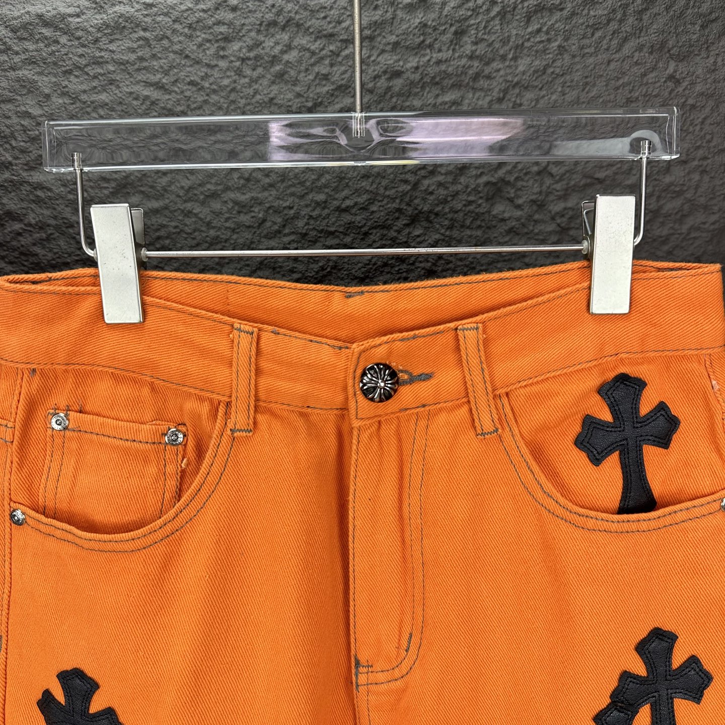 High-End 2025 Jeans: Top Quality, Unique Design, Water-Washed Styles, Orange Color. - 图片 3