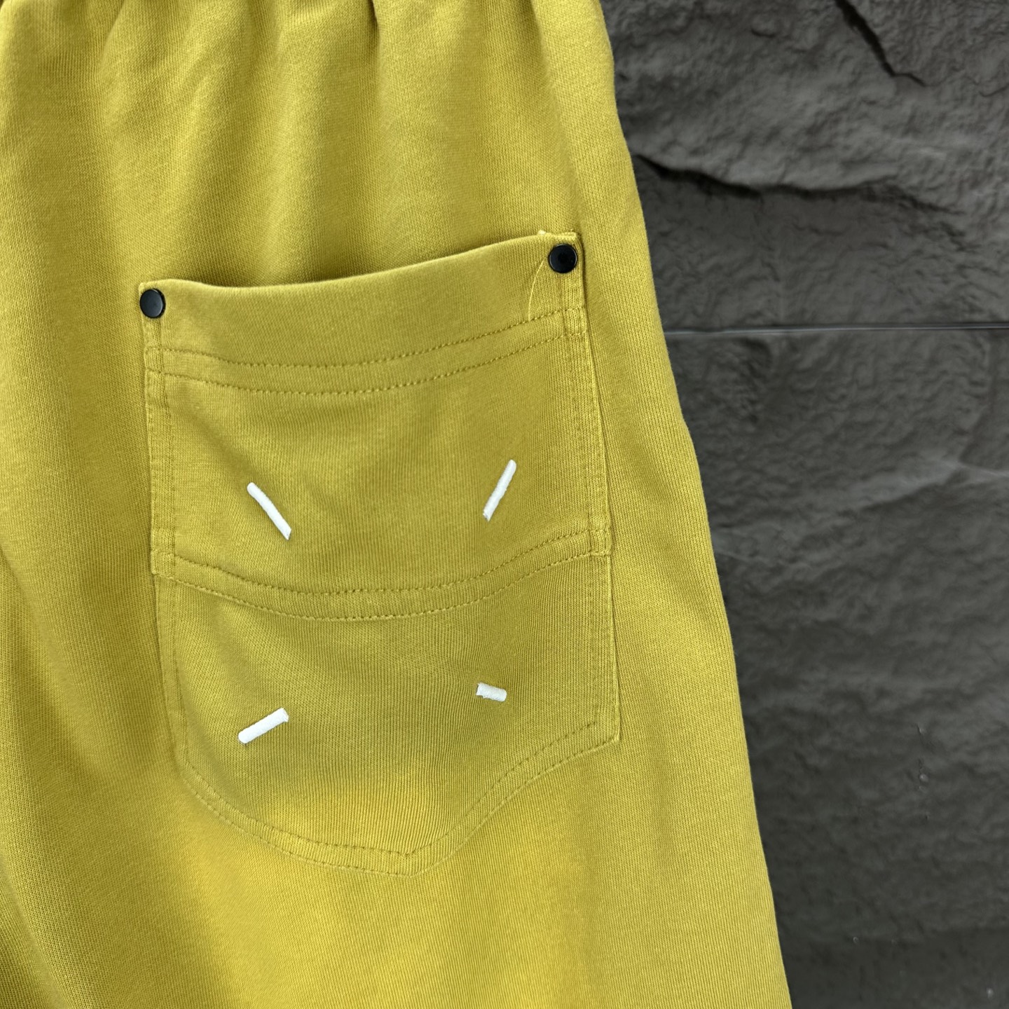 High-End Magella 2025 Digital Logo Couple Shorts: Premium Quality, Custom Fabric, Unisex Fit - 图片 8