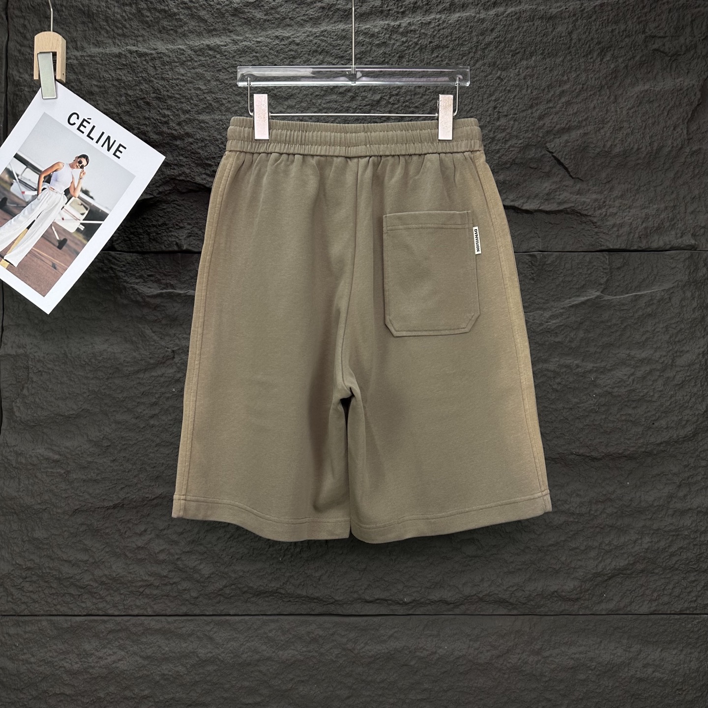 High-End 2025 Embroidered Logo Couple Shorts in Khaki, Sizes M-2XL - 图片 2