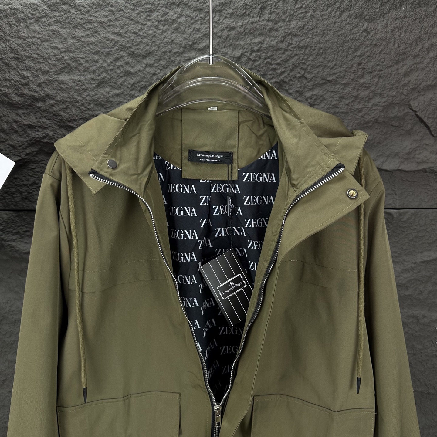 High-Quality Waterproof Jacket for Men and Women: 516 Collection - 图片 7