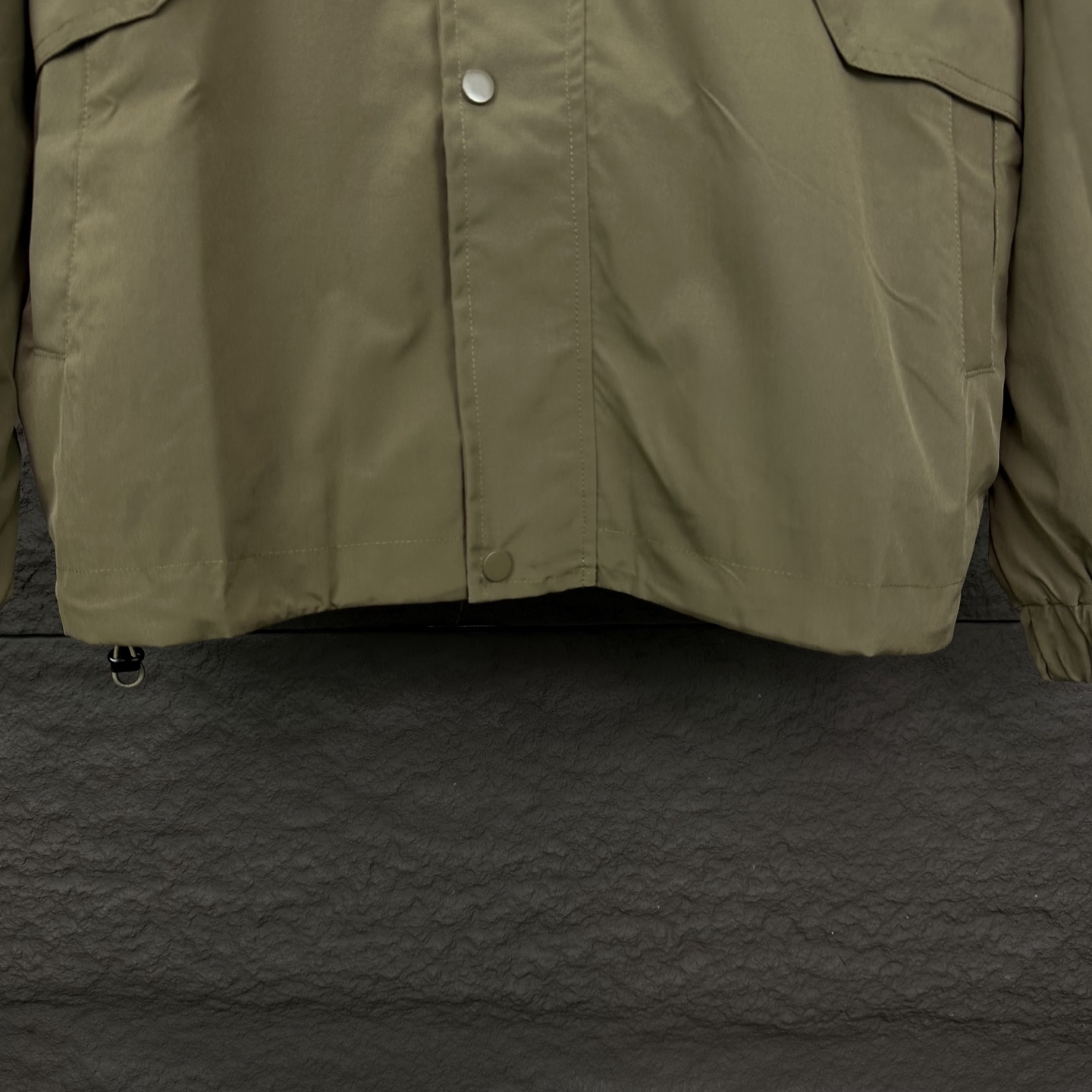 High-End Waterproof Jacket for Couples – BOSS 2025 Collection - 图片 8